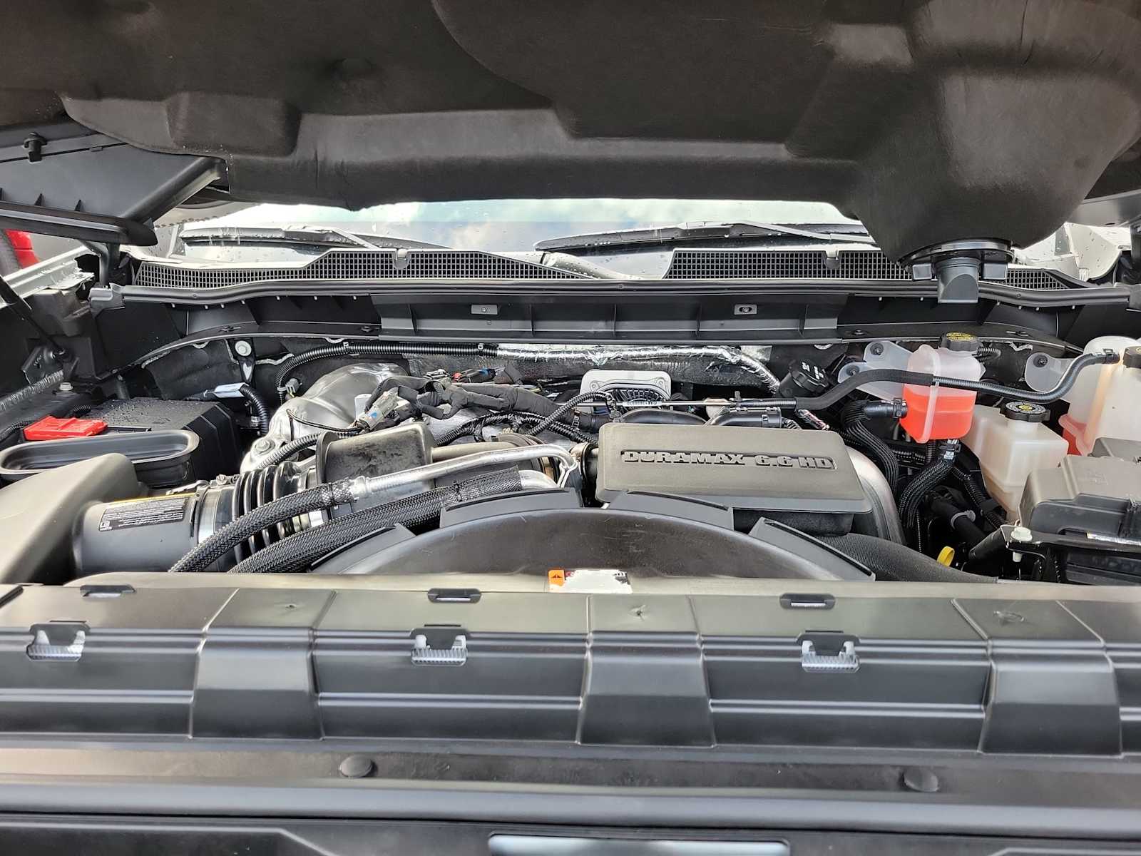 Thumbnail: 2026 Chevrolet Silverado 3500 - 9