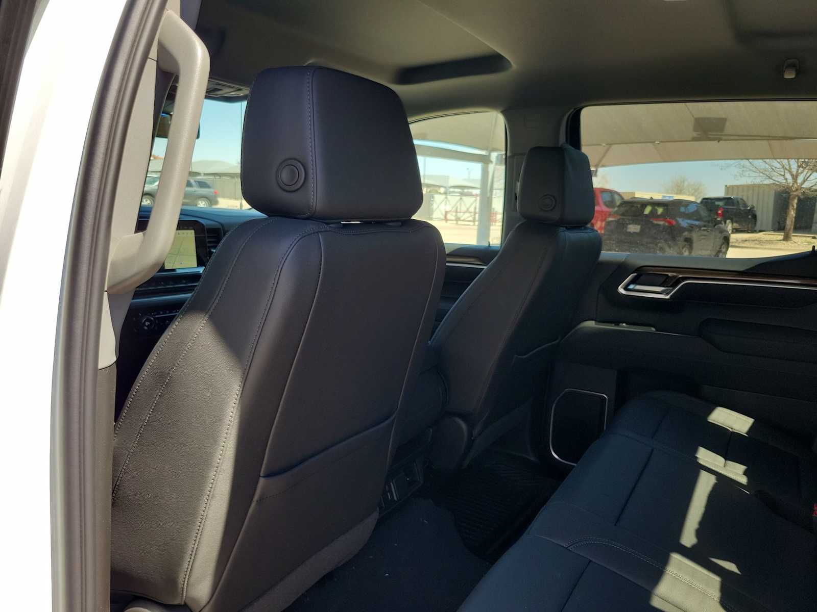 Thumbnail: 2026 Chevrolet Silverado 1500 - 8