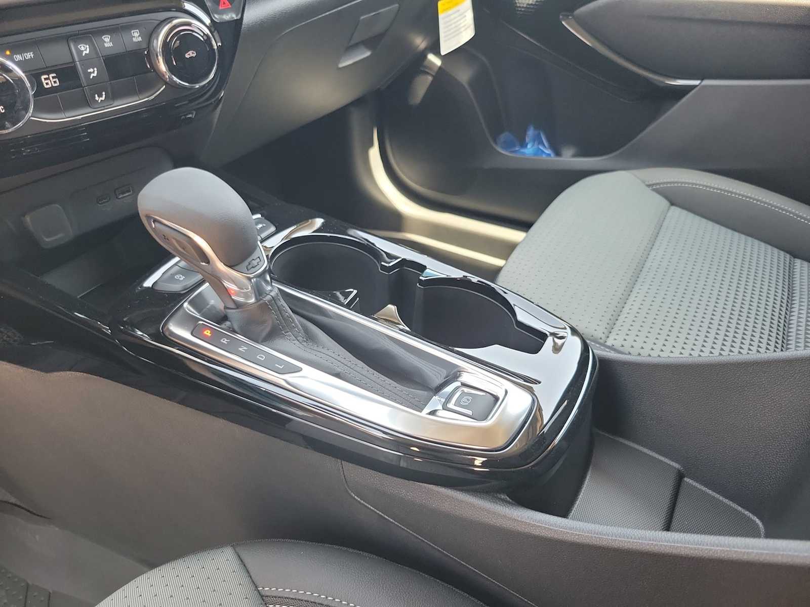 Thumbnail: 2026 Chevrolet Trax - 21