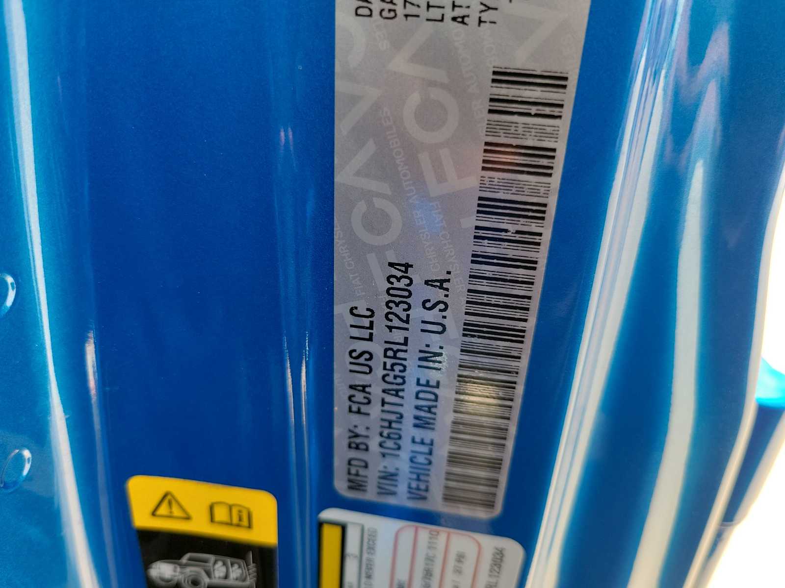 Thumbnail: 2024 Jeep Gladiator - 21