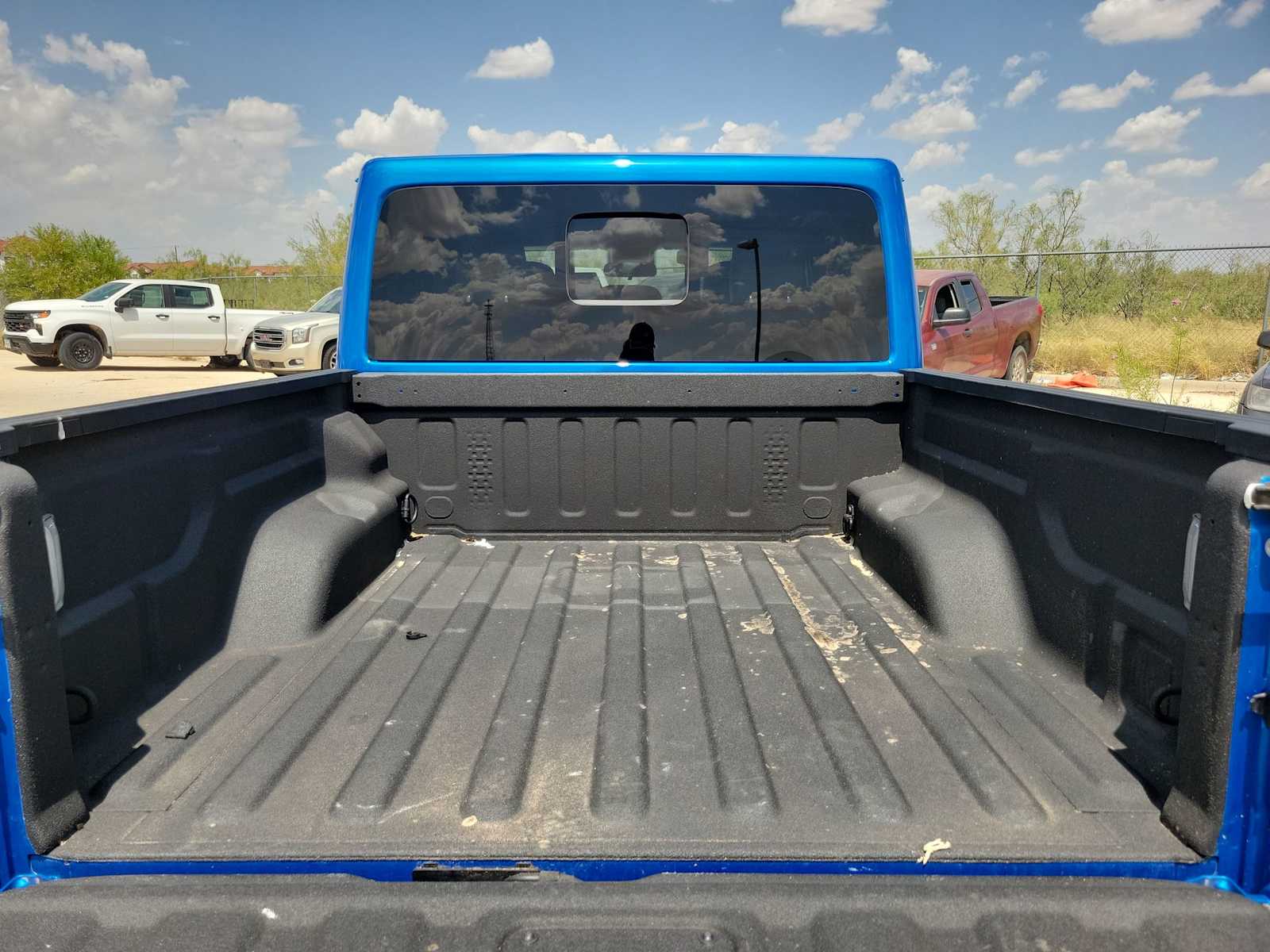 Thumbnail: 2024 Jeep Gladiator - 19