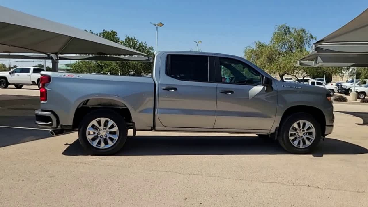 Thumbnail: 2026 Chevrolet Silverado 1500 - 2