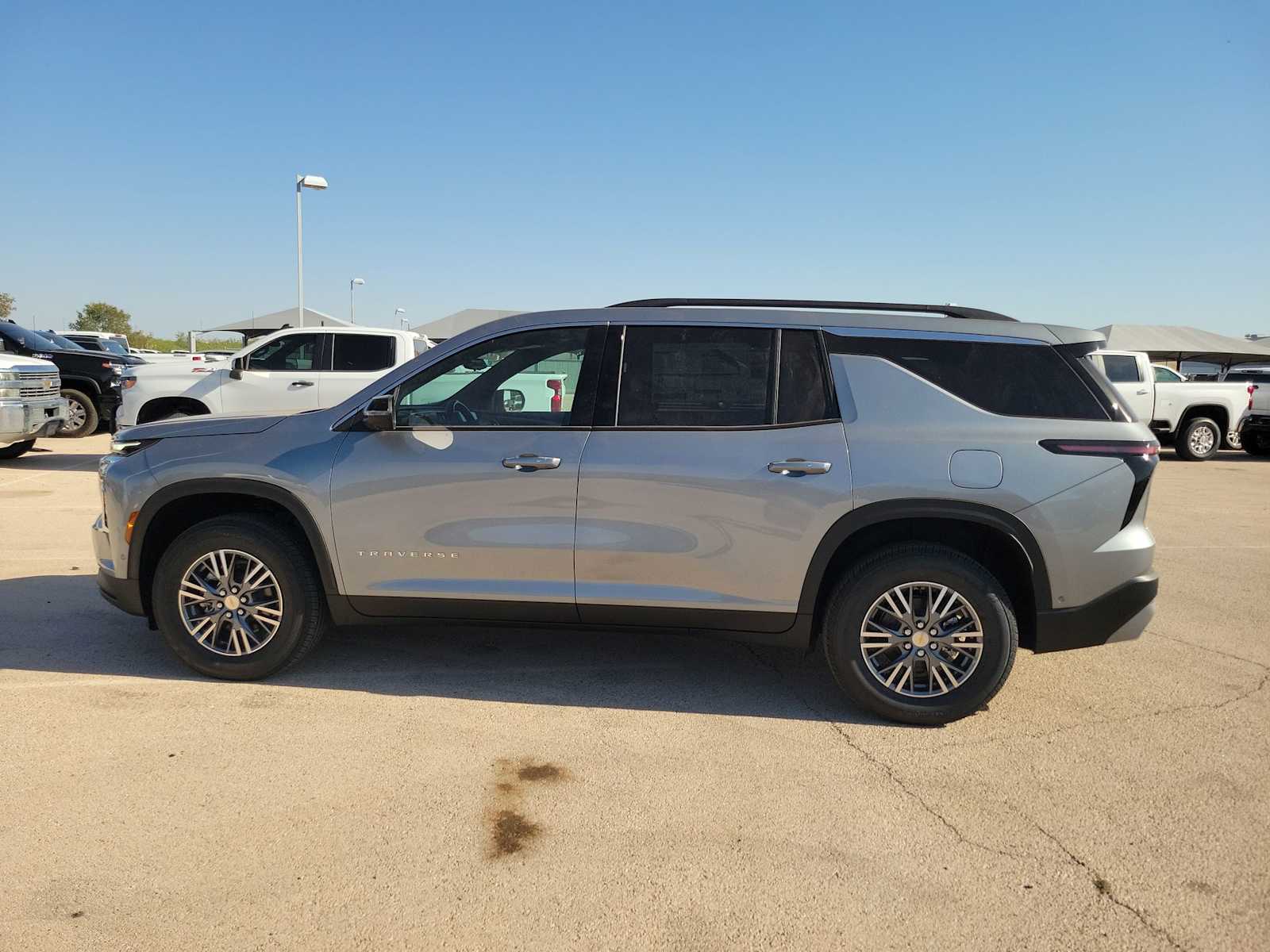 Thumbnail: 2026 Chevrolet Traverse - 5