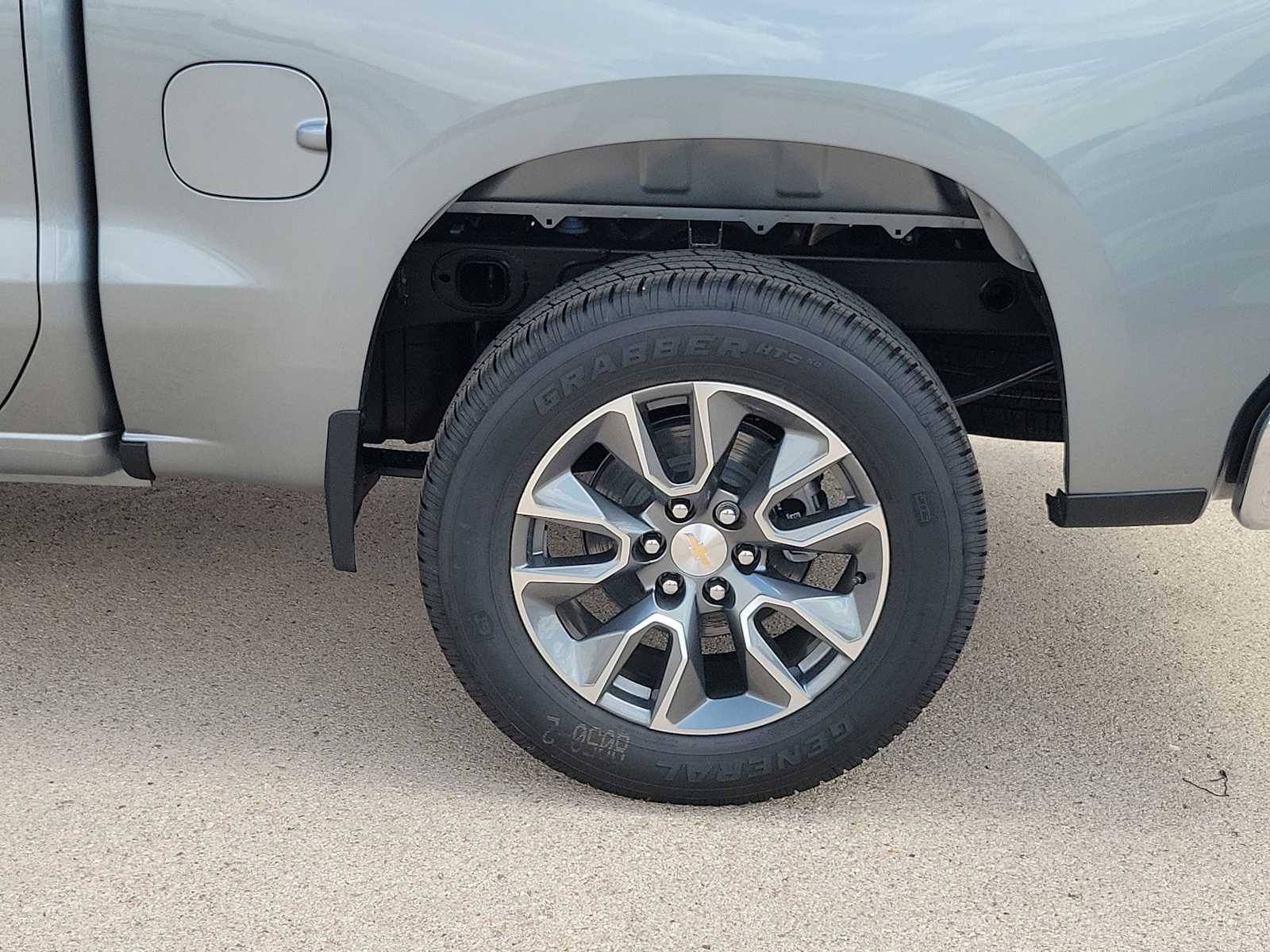 Thumbnail: 2026 Chevrolet Silverado 1500 - 8