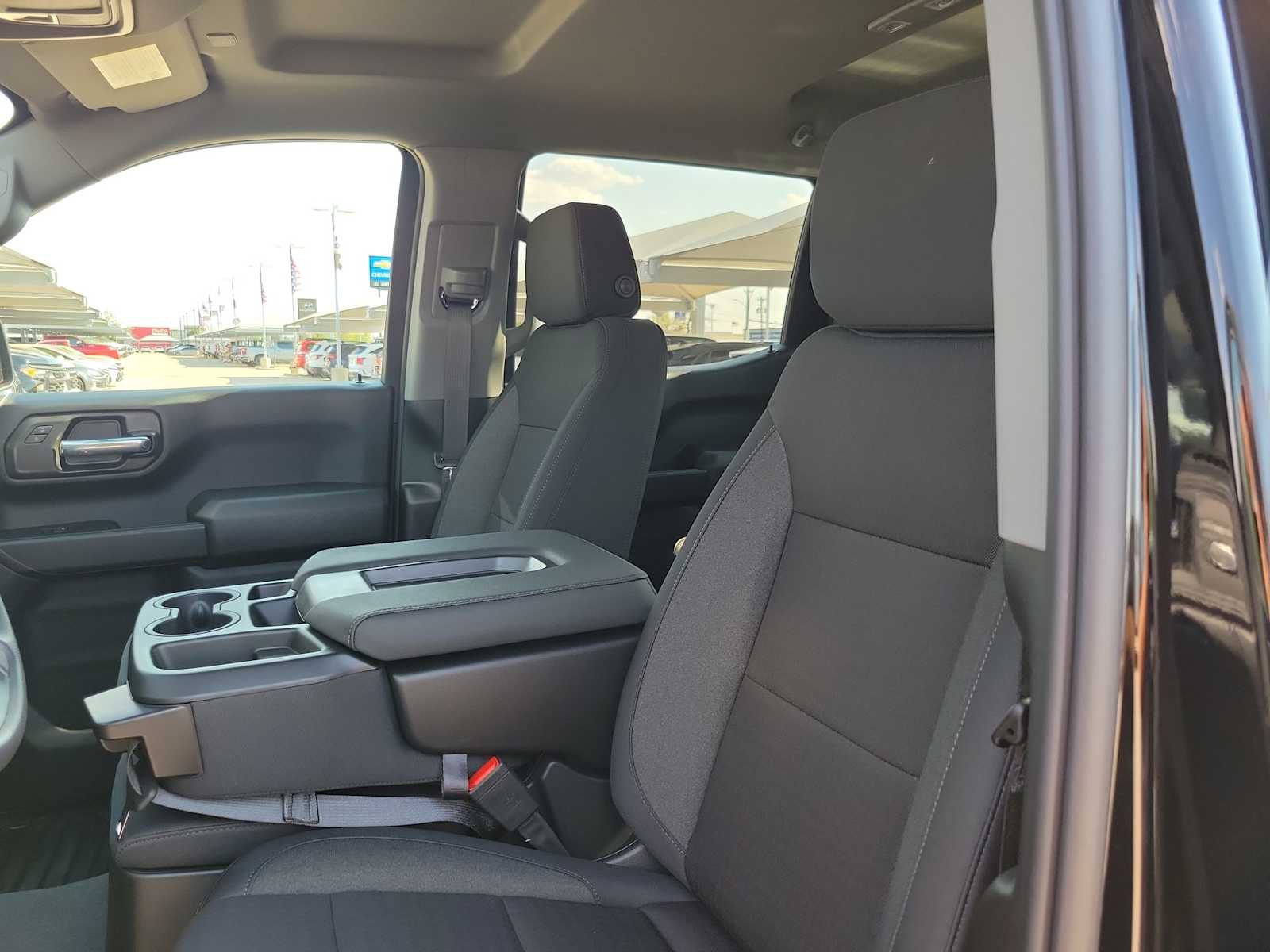 Thumbnail: 2026 Chevrolet Silverado 1500 - 11