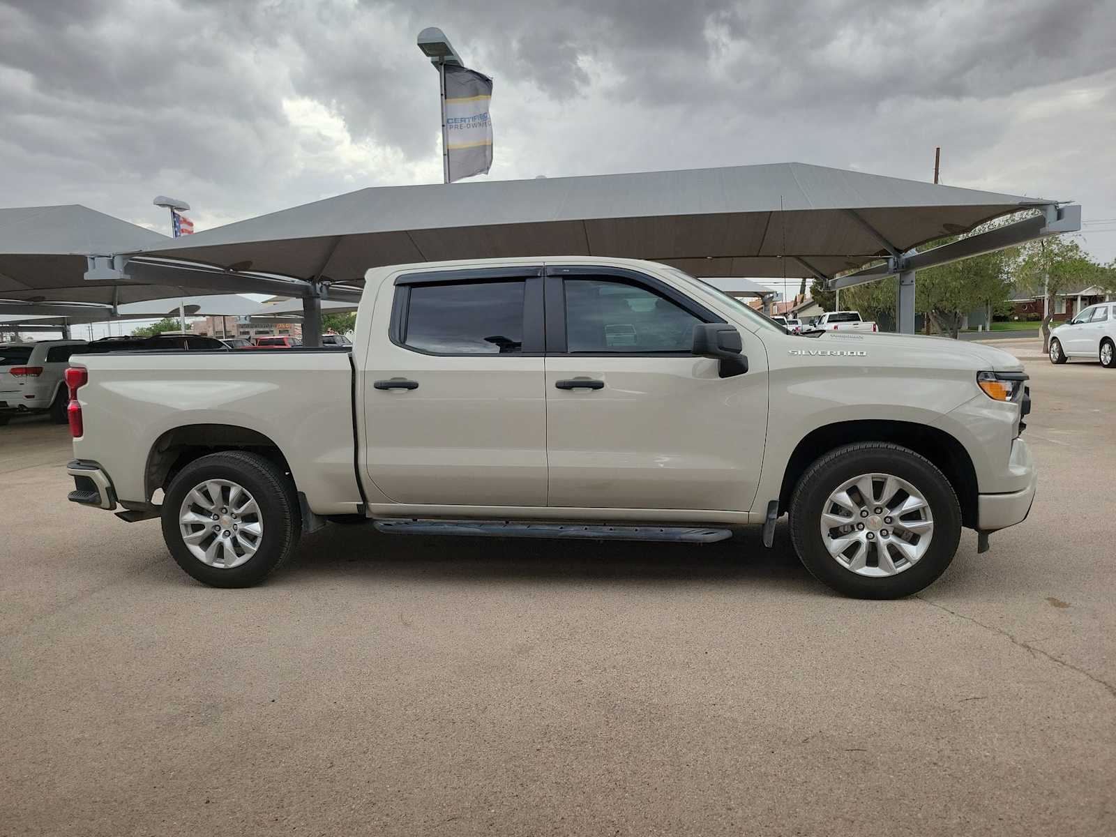 Thumbnail: 2026 Chevrolet Silverado 1500 - 9