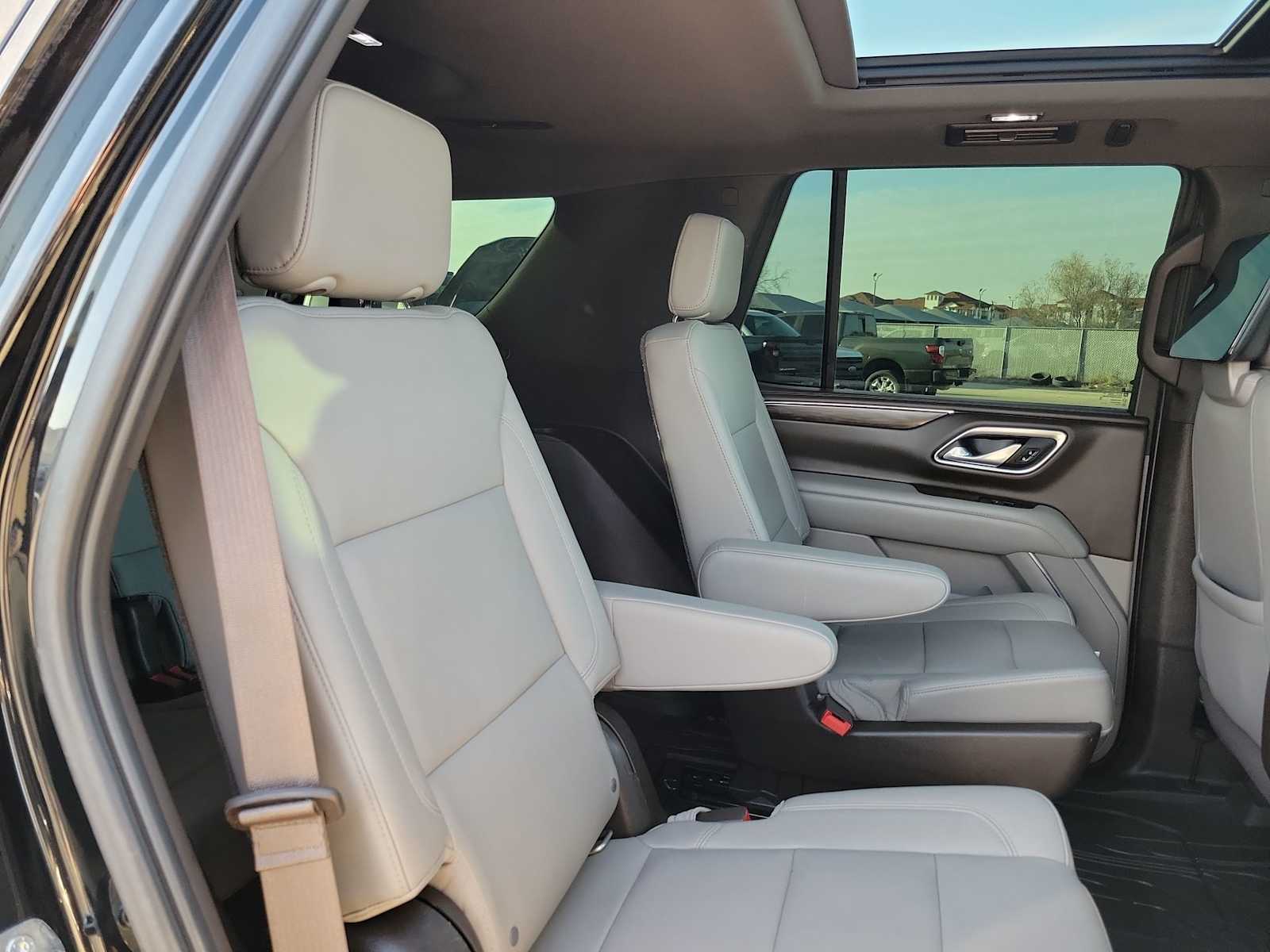 Thumbnail: 2021 Chevrolet Tahoe - 13