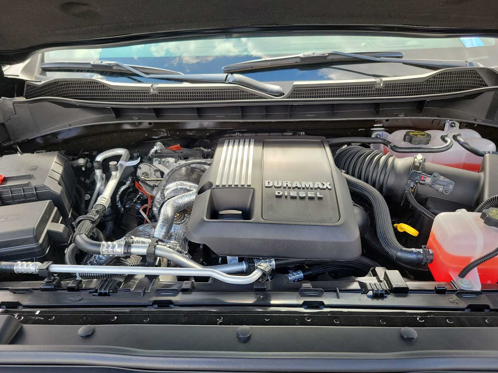 Thumbnail: 2026 Chevrolet Silverado 1500 - 9