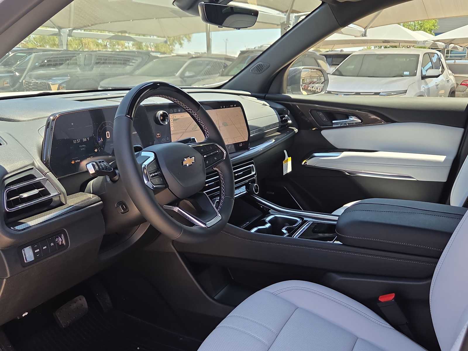 Thumbnail: 2026 Chevrolet Traverse - 10