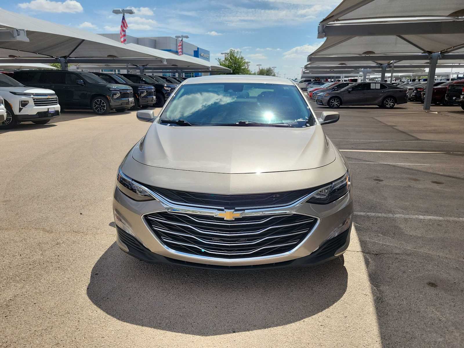 Thumbnail: 2024 Chevrolet Malibu - 6