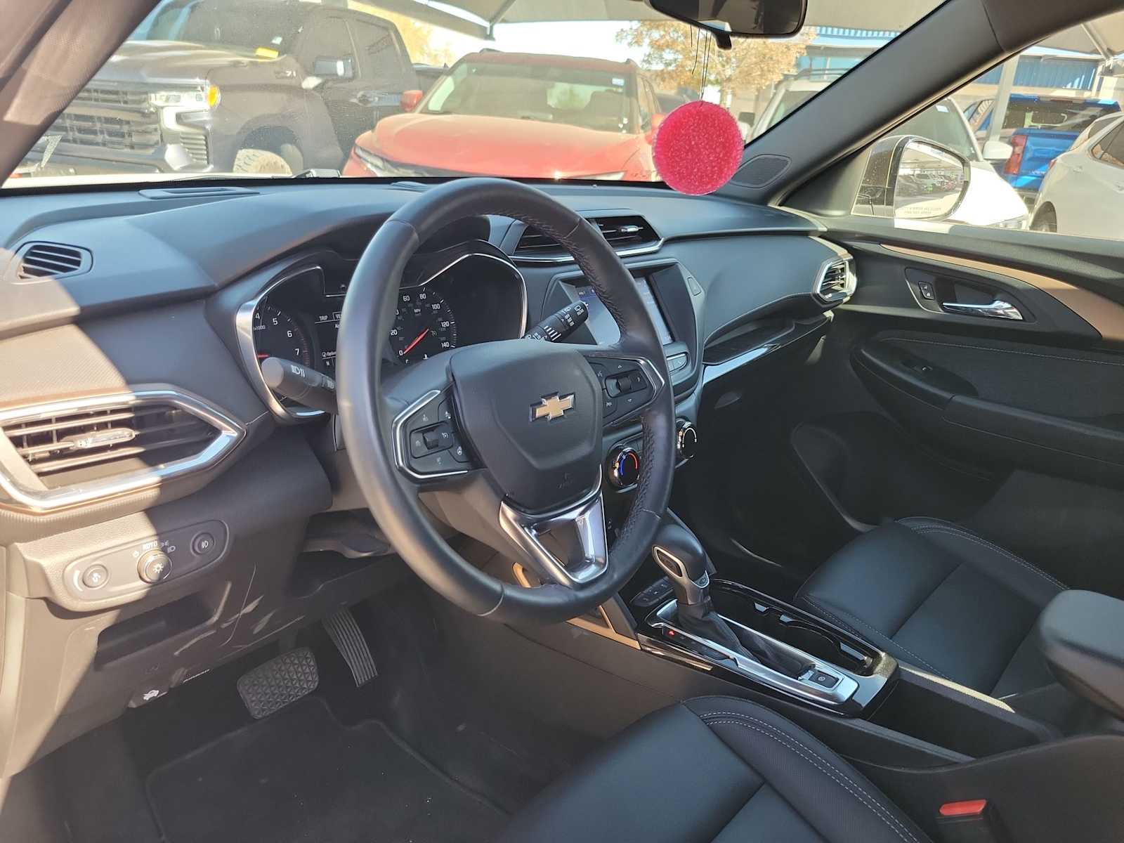 Thumbnail: 2022 Chevrolet TrailBlazer - 2