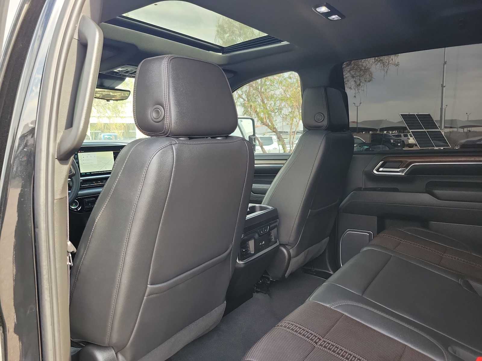 Thumbnail: 2024 Chevrolet Silverado 2500 - 12