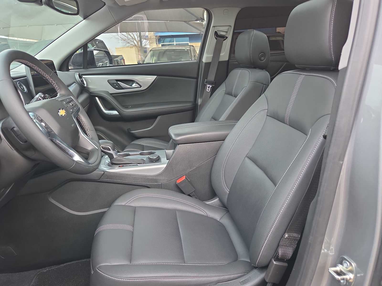 Thumbnail: 2023 Chevrolet Blazer - 13