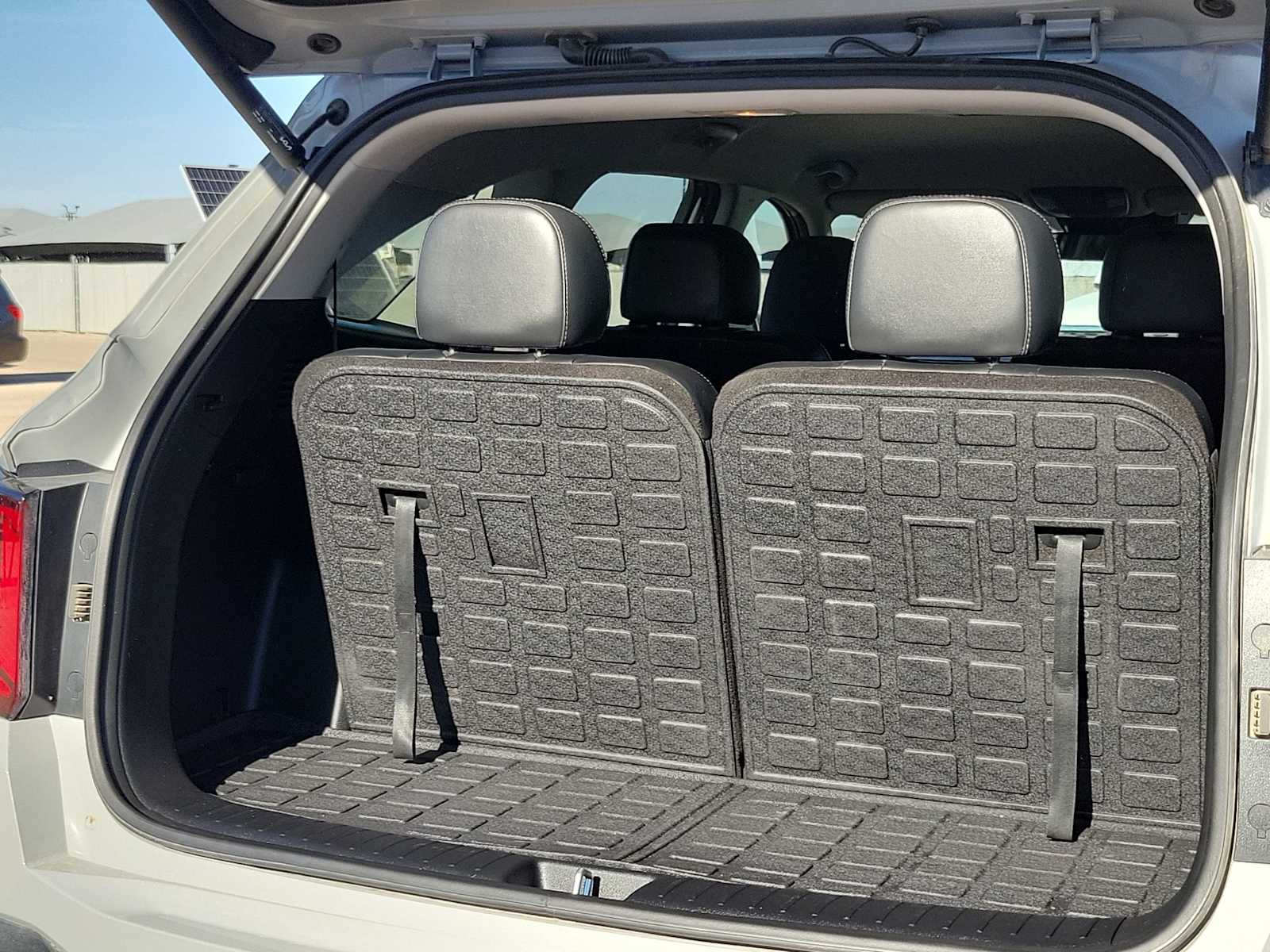 Thumbnail: 2025 Kia Sorento - 15