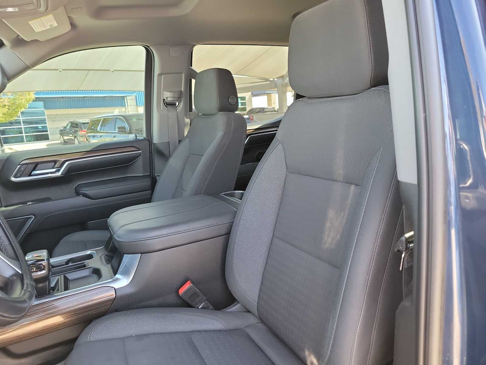 Thumbnail: 2023 Chevrolet Silverado 1500 - 11