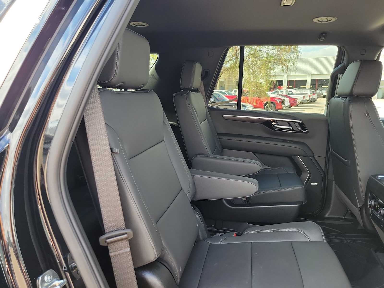 Thumbnail: 2026 Chevrolet Tahoe - 13