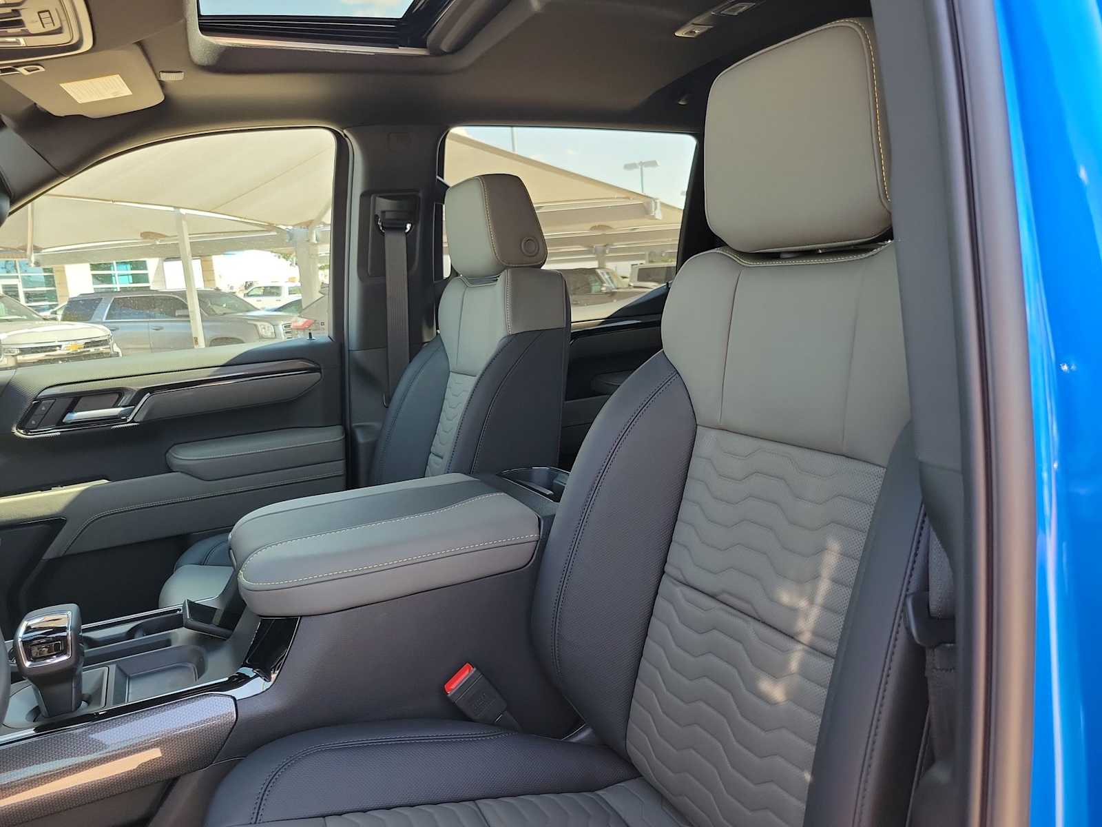 Thumbnail: 2026 Chevrolet Silverado 1500 - 11