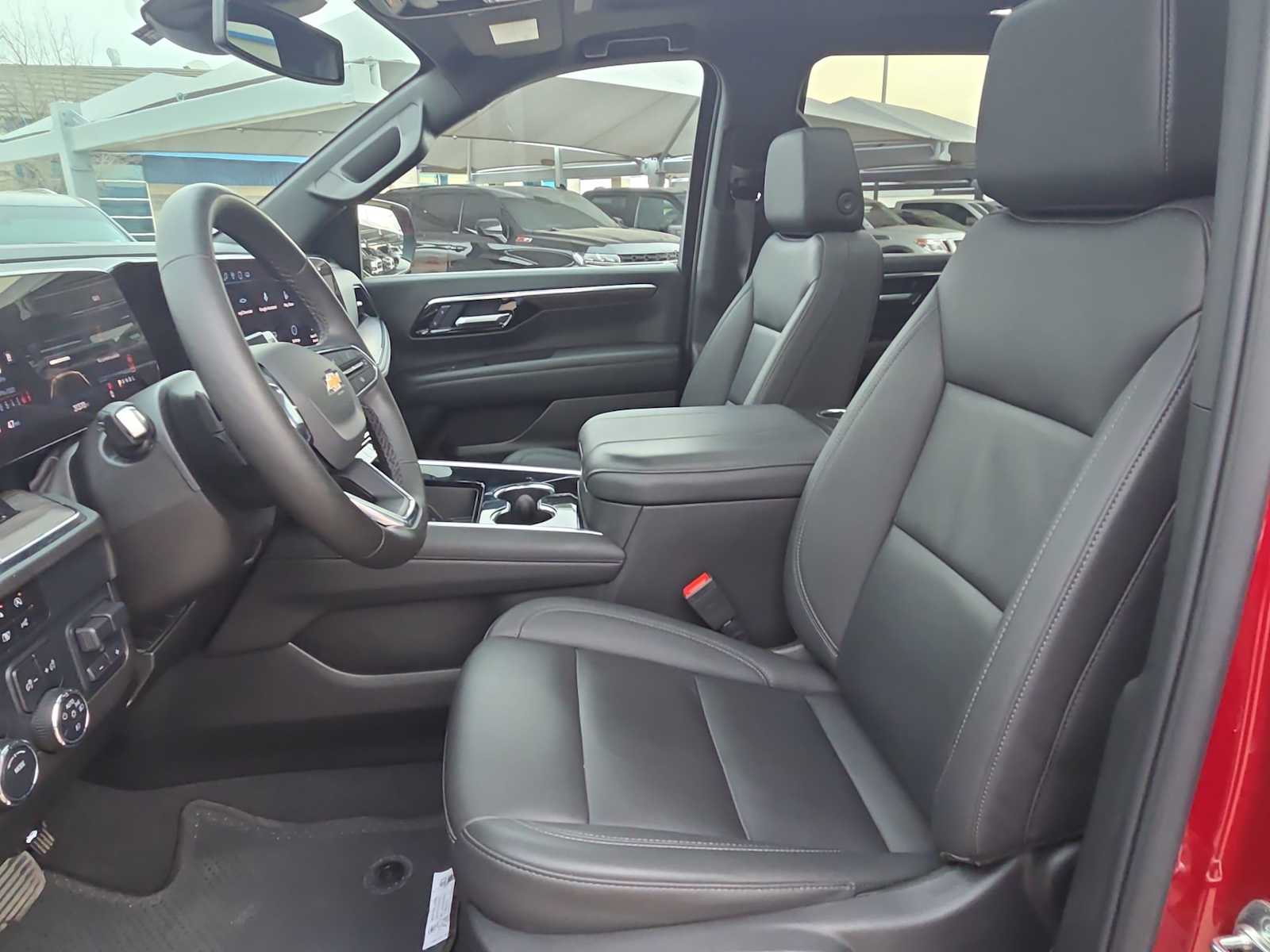 Thumbnail: 2025 Chevrolet Tahoe - 13