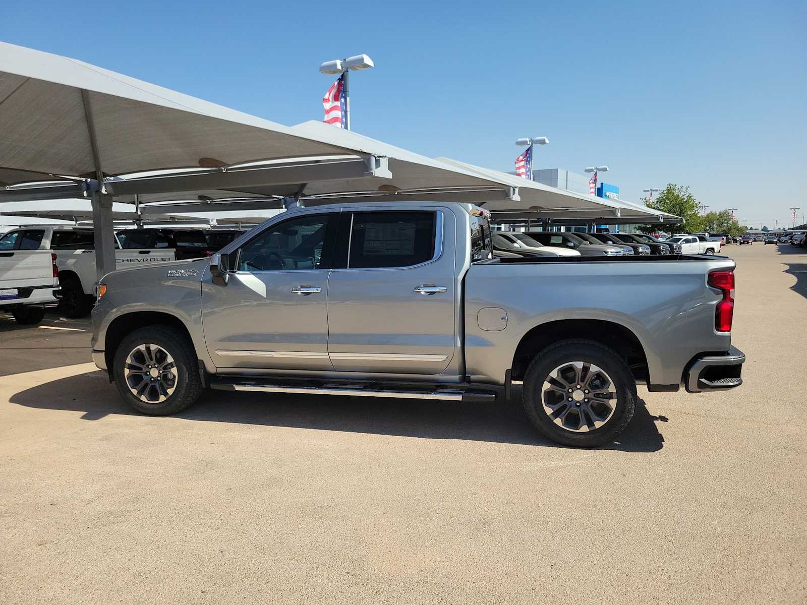 Thumbnail: 2026 Chevrolet Silverado 1500 - 3