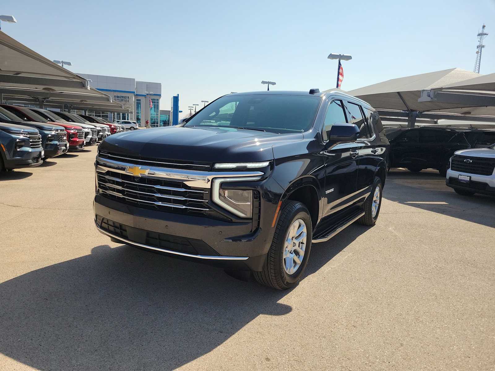 Thumbnail: 2025 Chevrolet Tahoe - 4