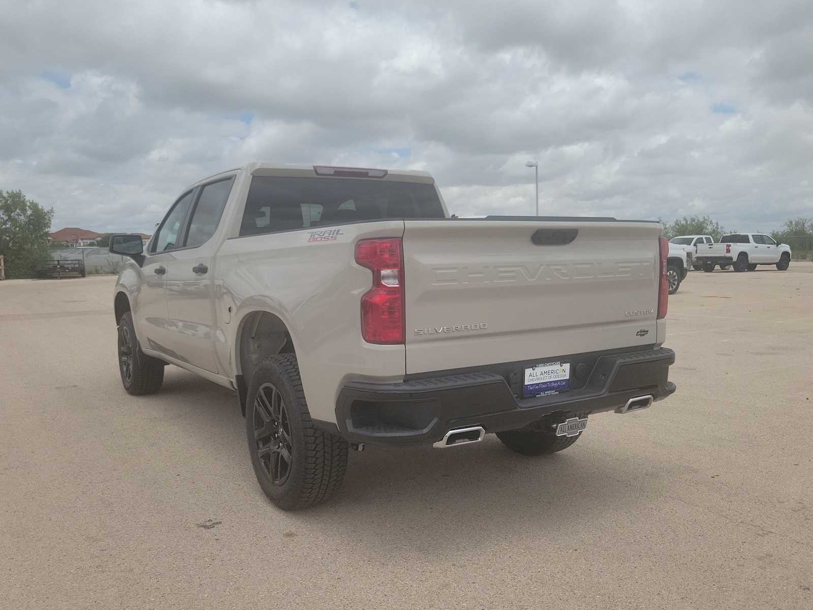 Thumbnail: 2026 Chevrolet Silverado 1500 - 6
