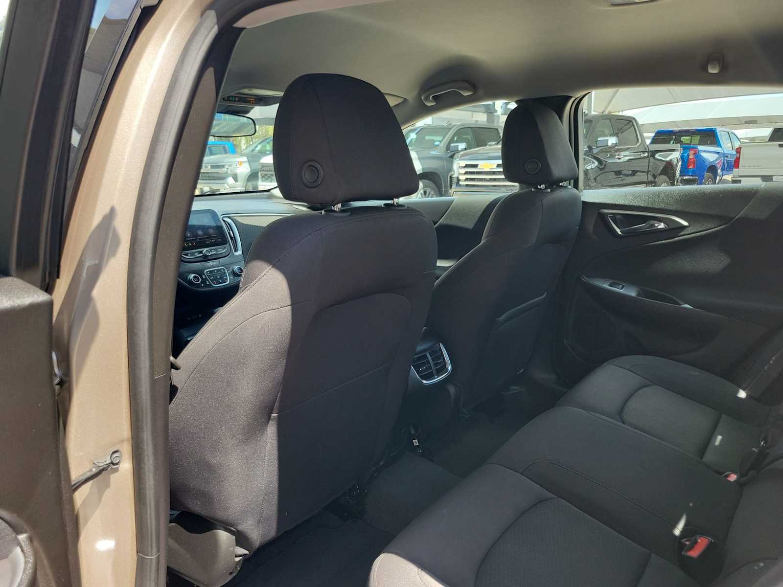 Thumbnail: 2024 Chevrolet Malibu - 12