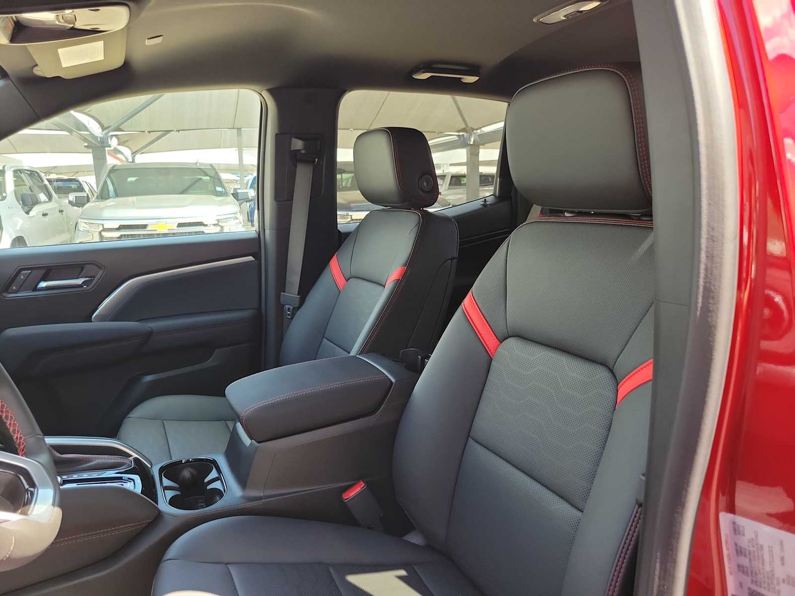 Thumbnail: 2026 Chevrolet Colorado - 11