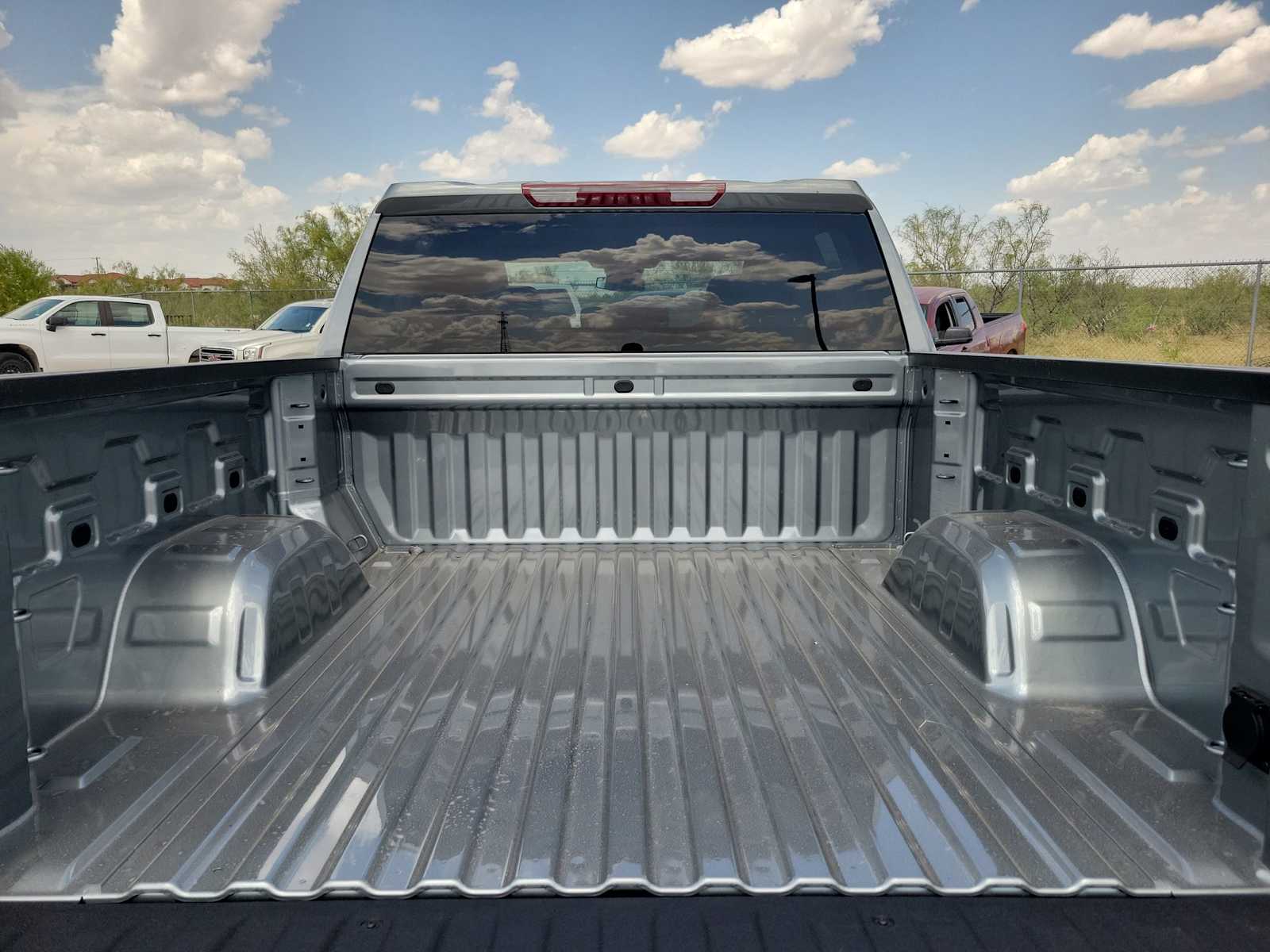 Thumbnail: 2026 Chevrolet Silverado 1500 - 19