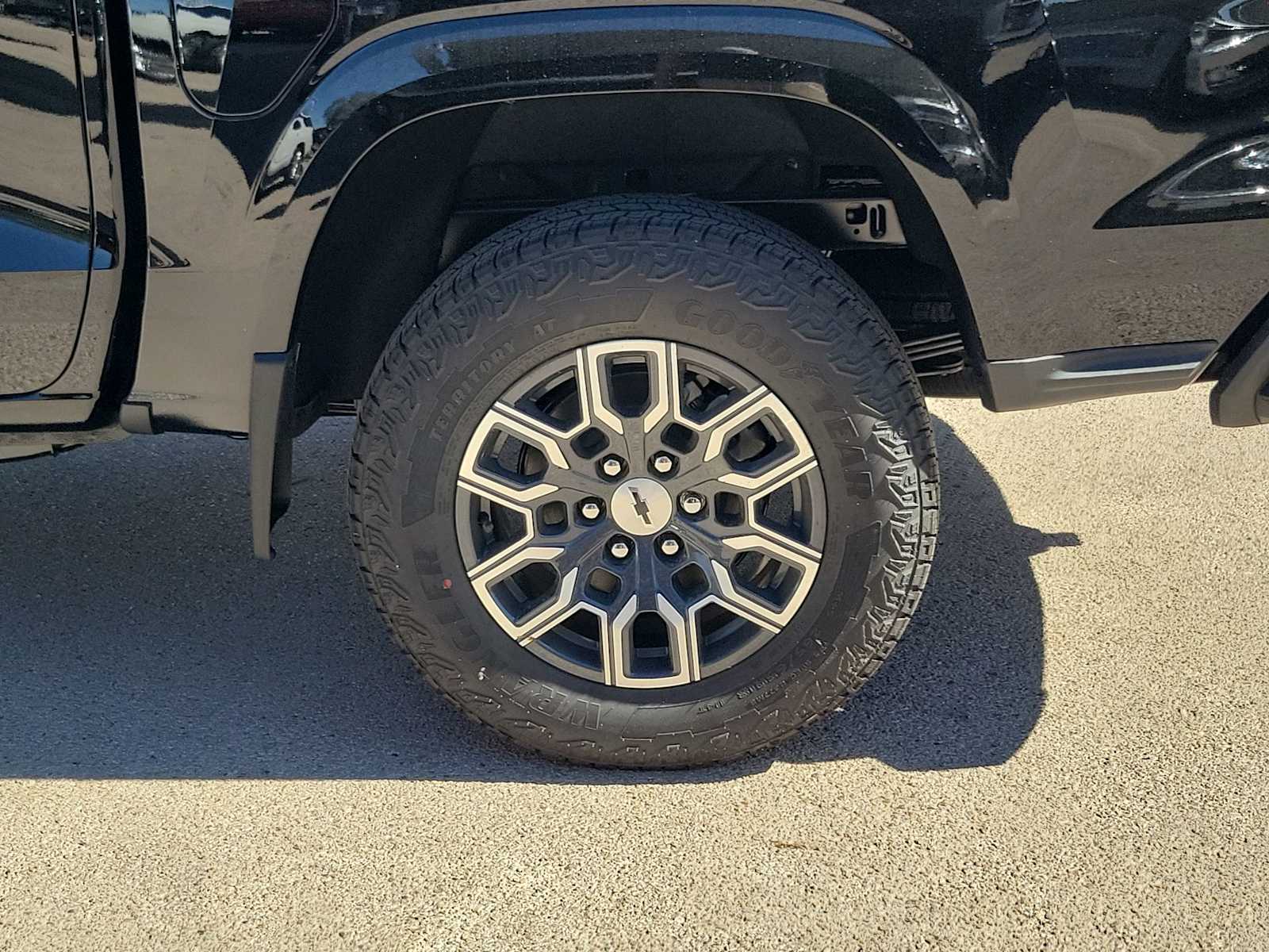 Thumbnail: 2026 Chevrolet Colorado - 8