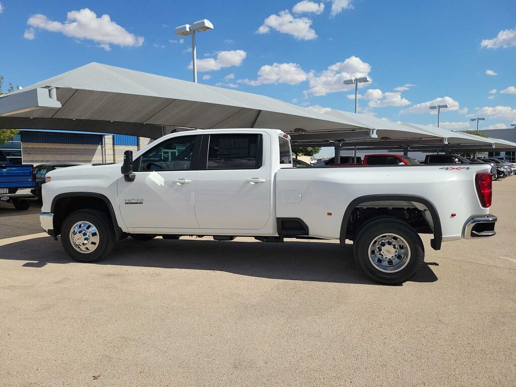 New 2026 Chevrolet Silverado 3500 HD LT Truck Crew Cab