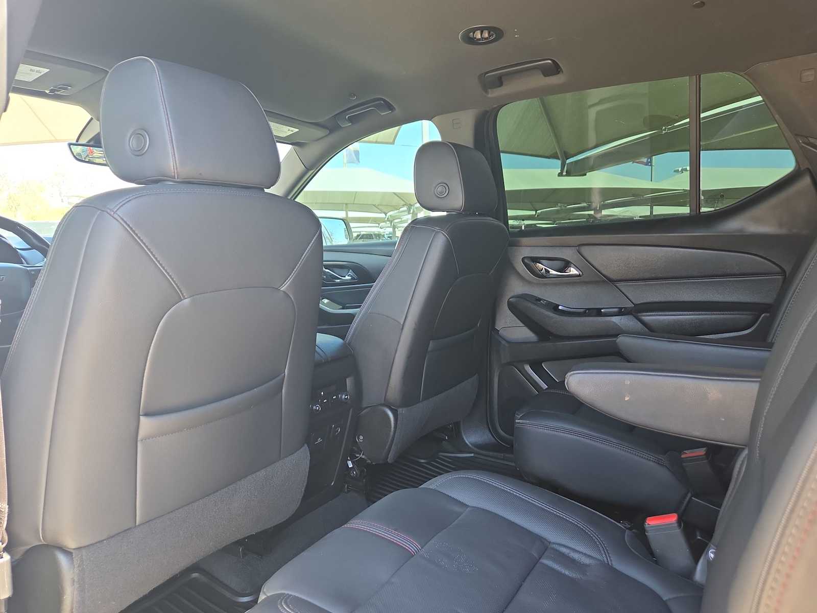 Thumbnail: 2023 Chevrolet Traverse - 16