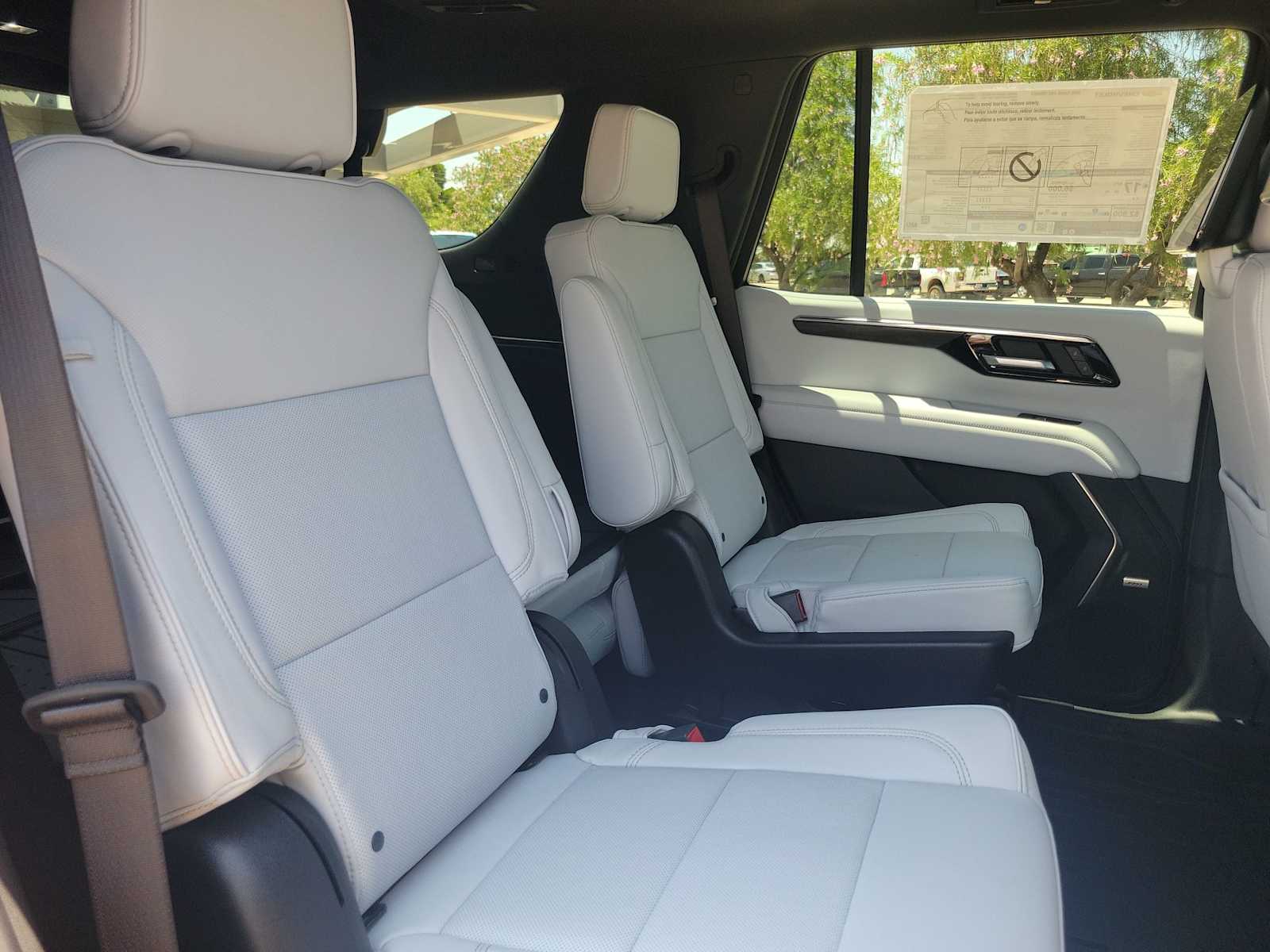 Thumbnail: 2026 Chevrolet Tahoe - 17