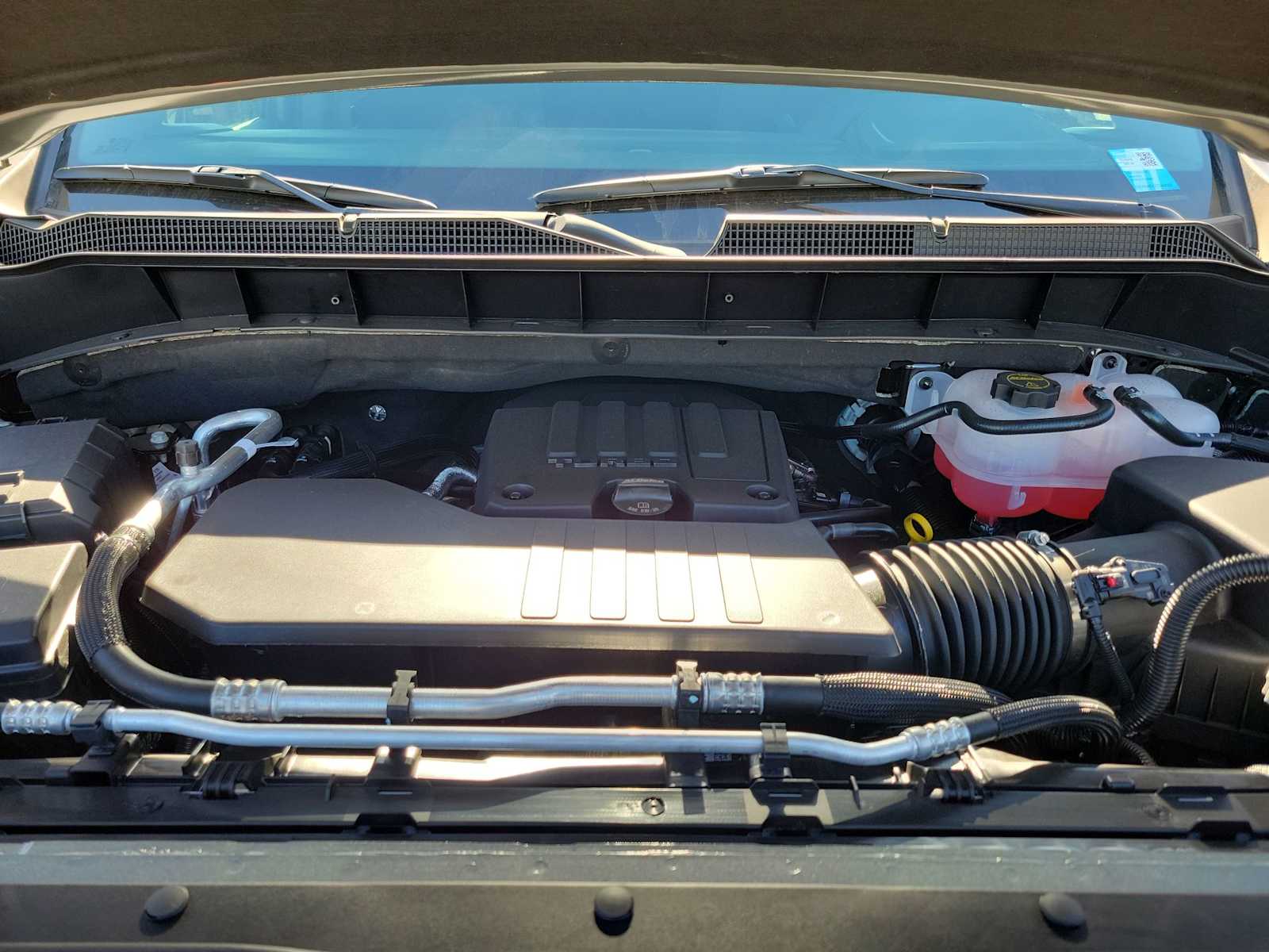 Thumbnail: 2026 Chevrolet Silverado 1500 - 9