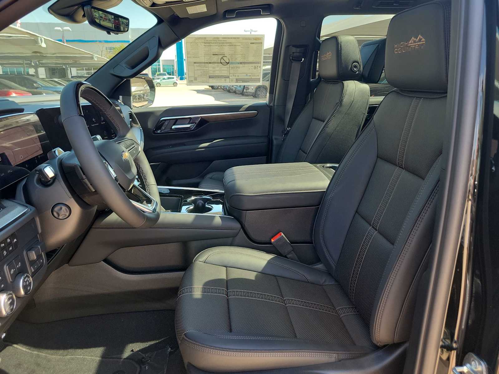 Thumbnail: 2025 Chevrolet Tahoe - 13