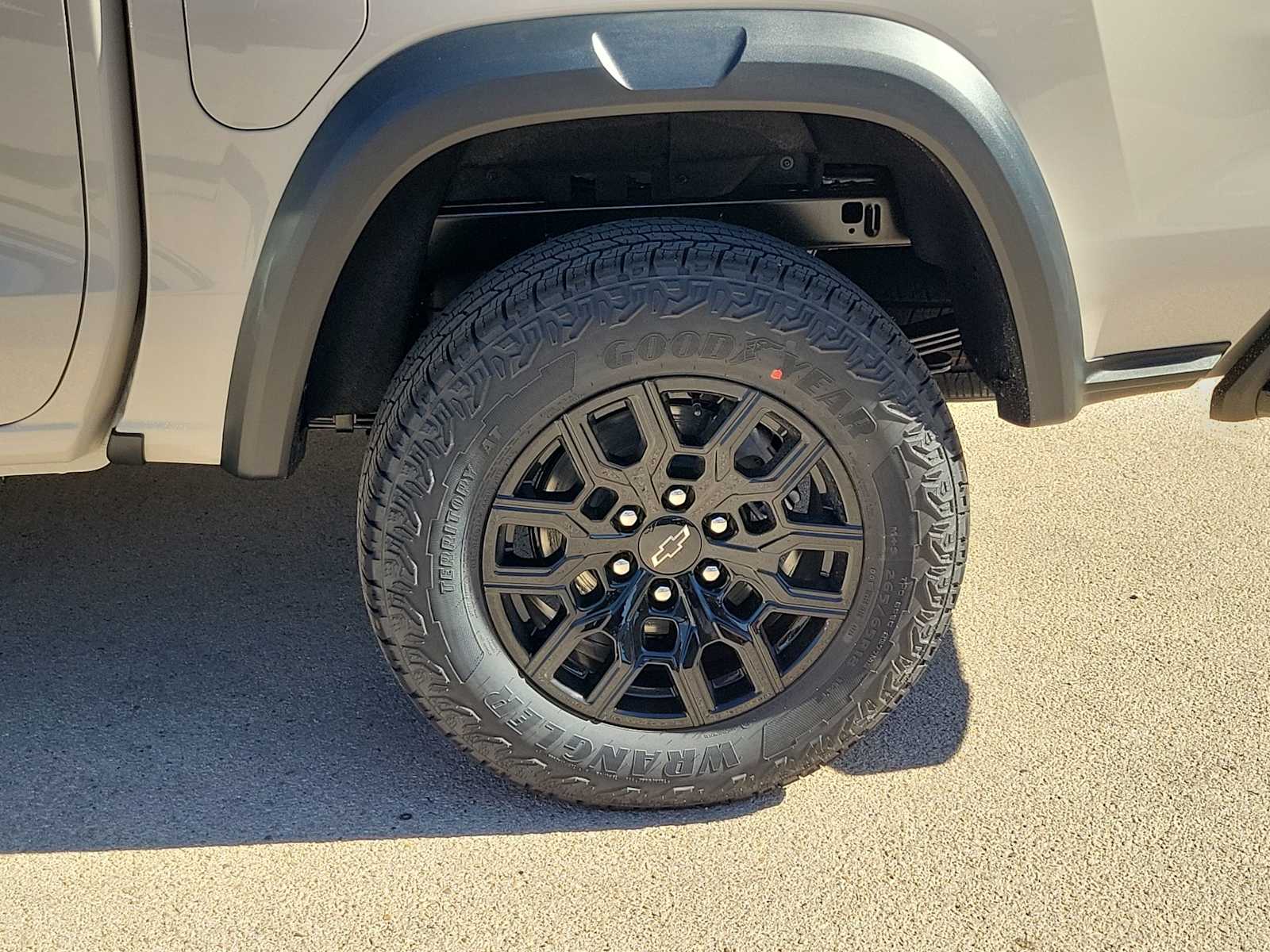 Thumbnail: 2026 Chevrolet Colorado - 8