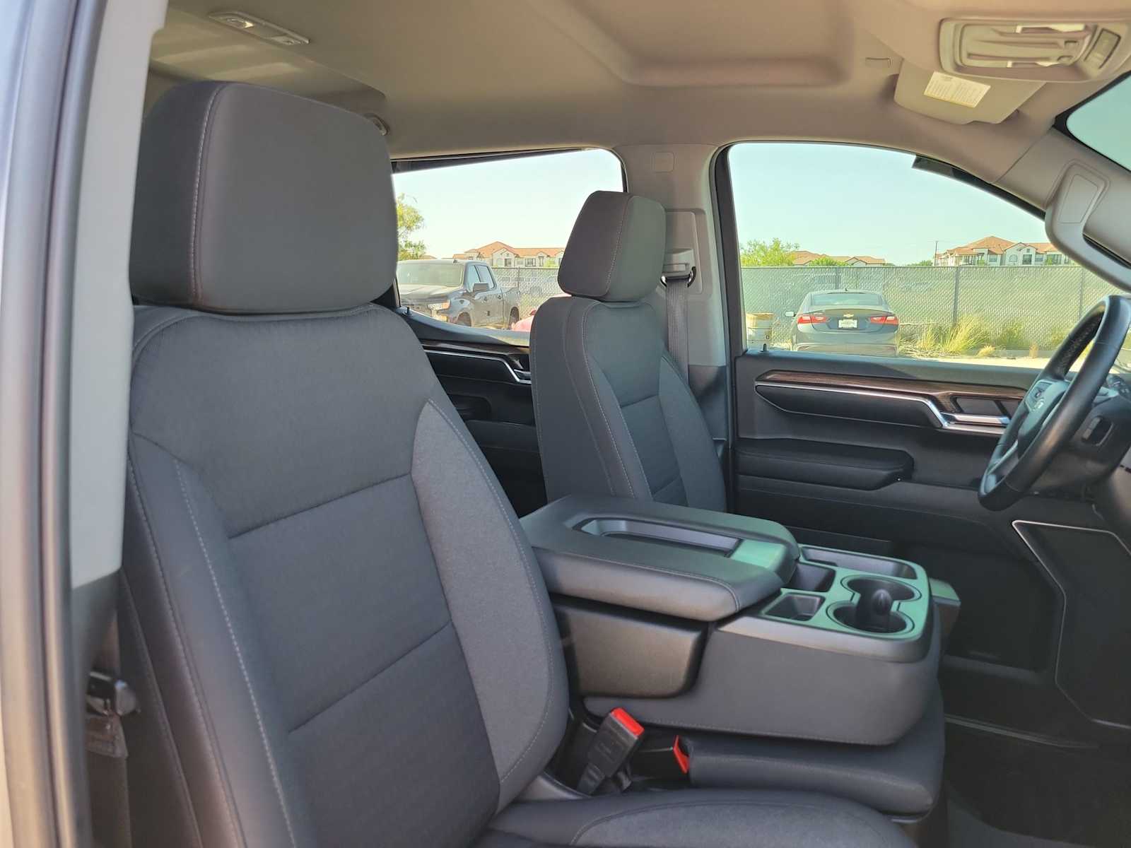 Thumbnail: 2023 Chevrolet Silverado 1500 - 18