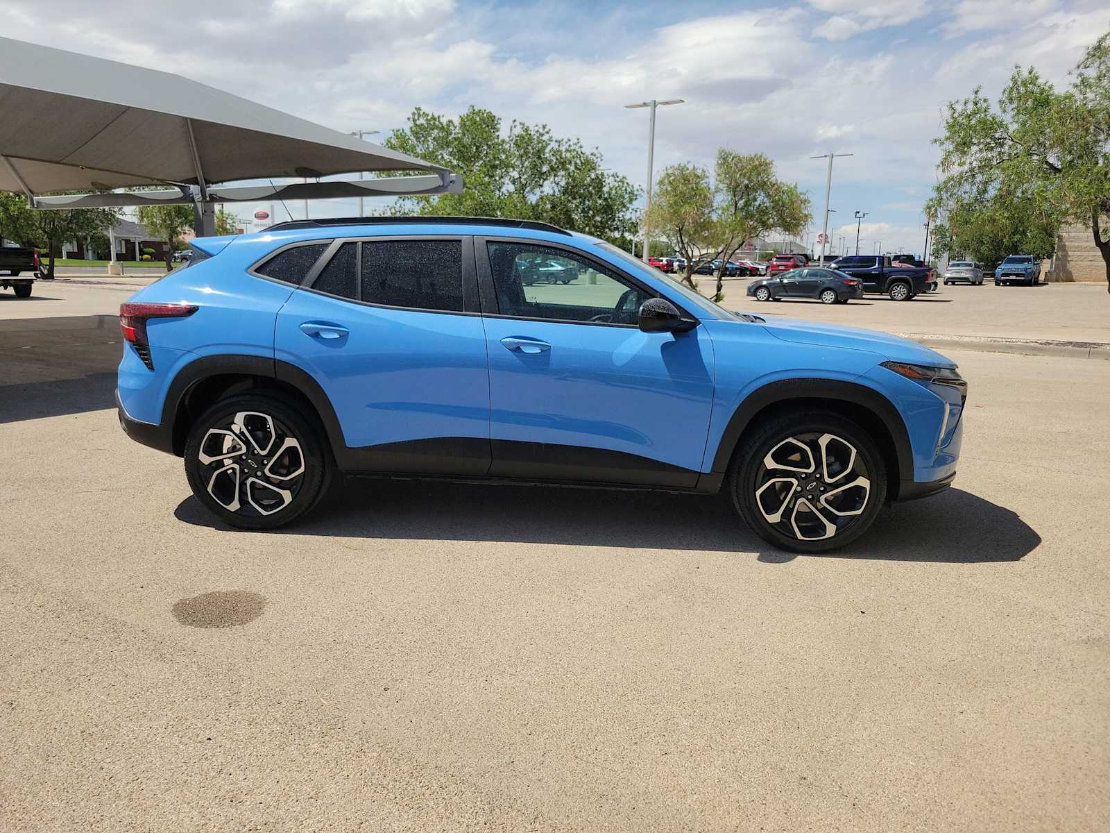 Thumbnail: 2024 Chevrolet Trax - 9