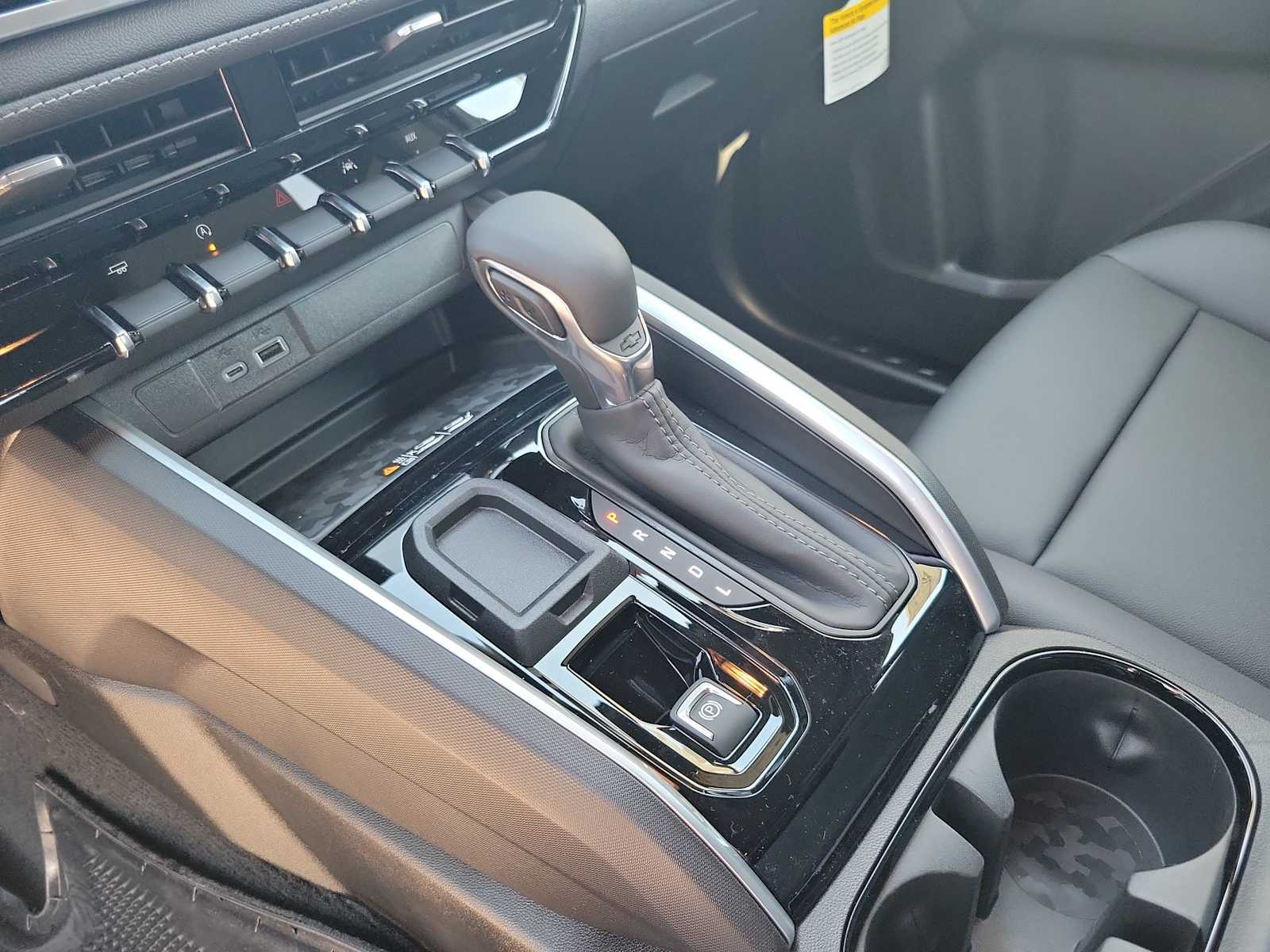 Thumbnail: 2026 Chevrolet Colorado - 17