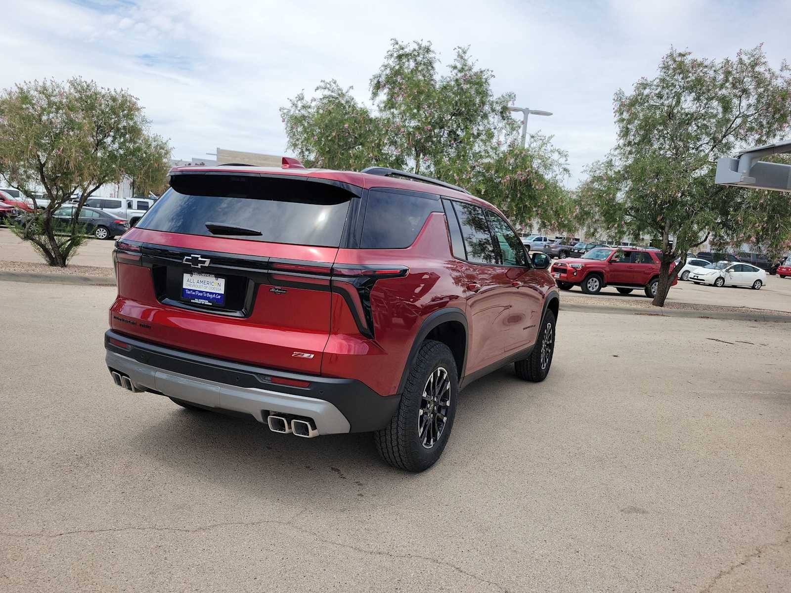 Thumbnail: 2026 Chevrolet Traverse - 8