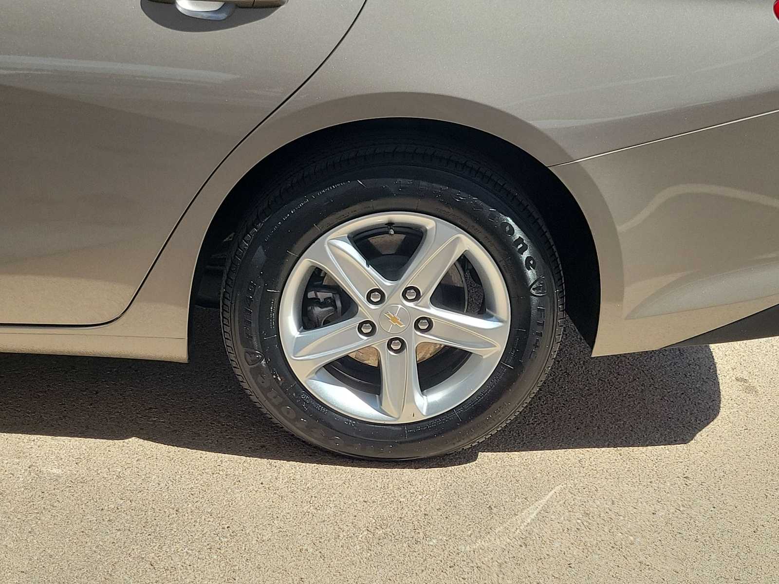 Thumbnail: 2024 Chevrolet Malibu - 8