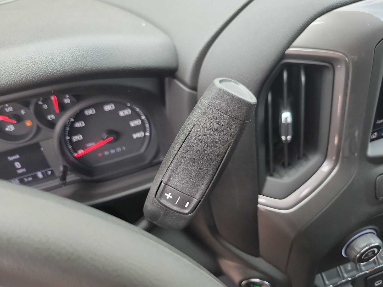 Thumbnail: 2025 Chevrolet Silverado 2500 - 17