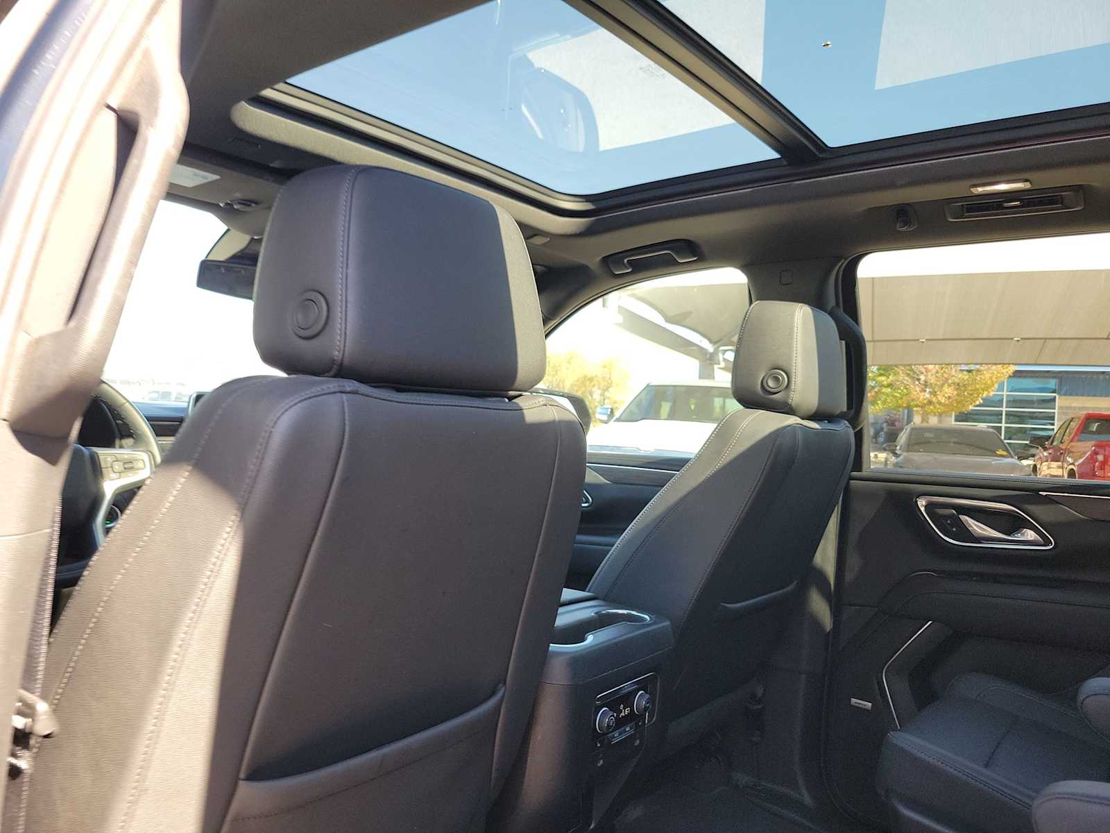 Thumbnail: 2024 Chevrolet Suburban - 12