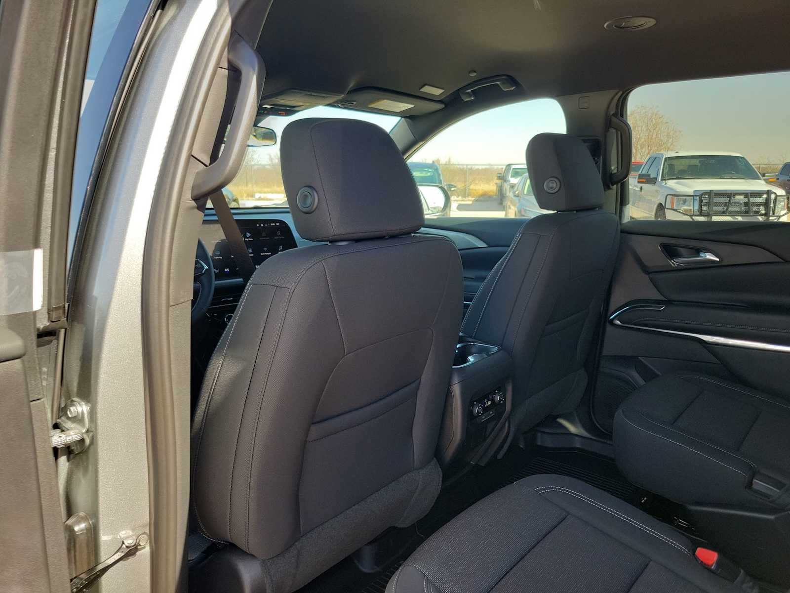 Thumbnail: 2026 Chevrolet Traverse - 12