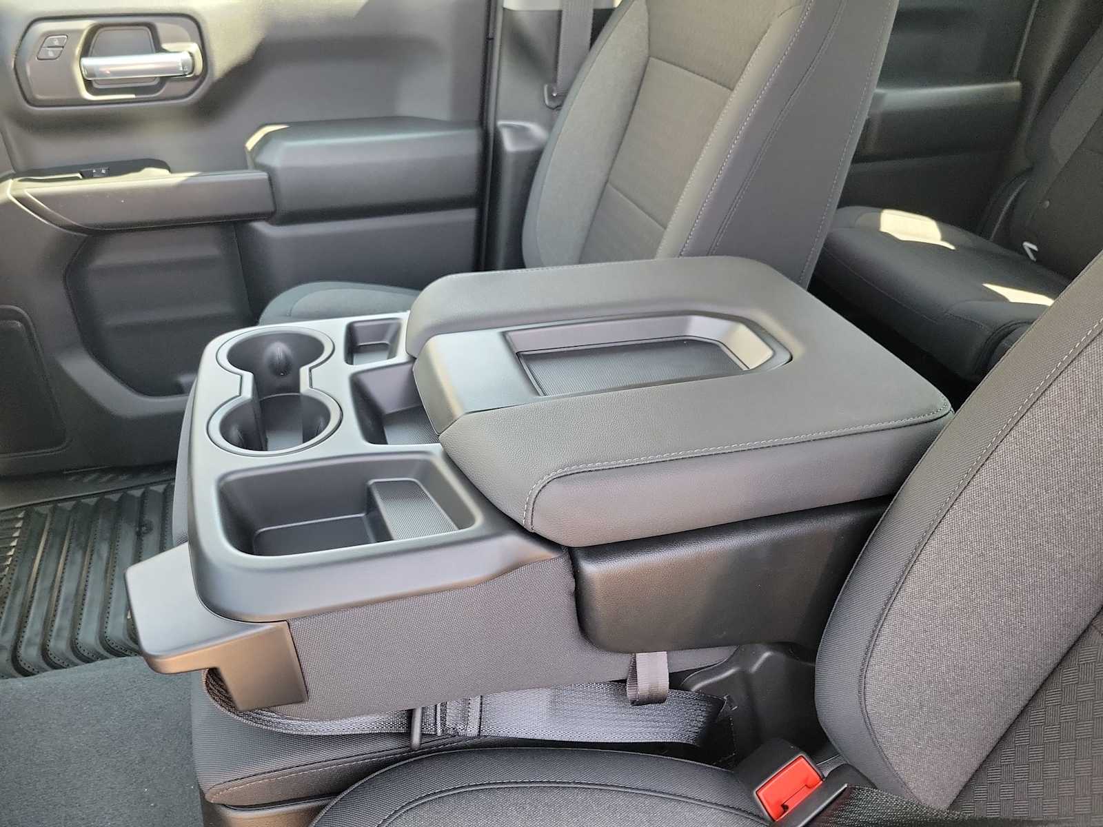 Thumbnail: 2026 Chevrolet Silverado 1500 - 16