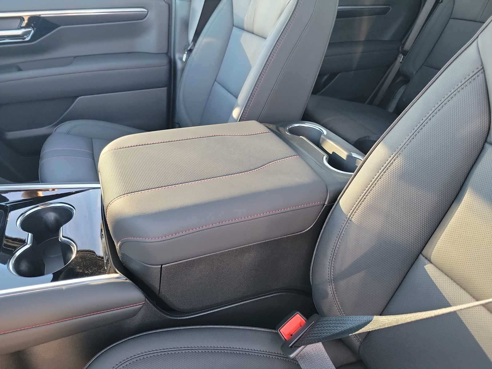 Thumbnail: 2026 Chevrolet Tahoe - 12