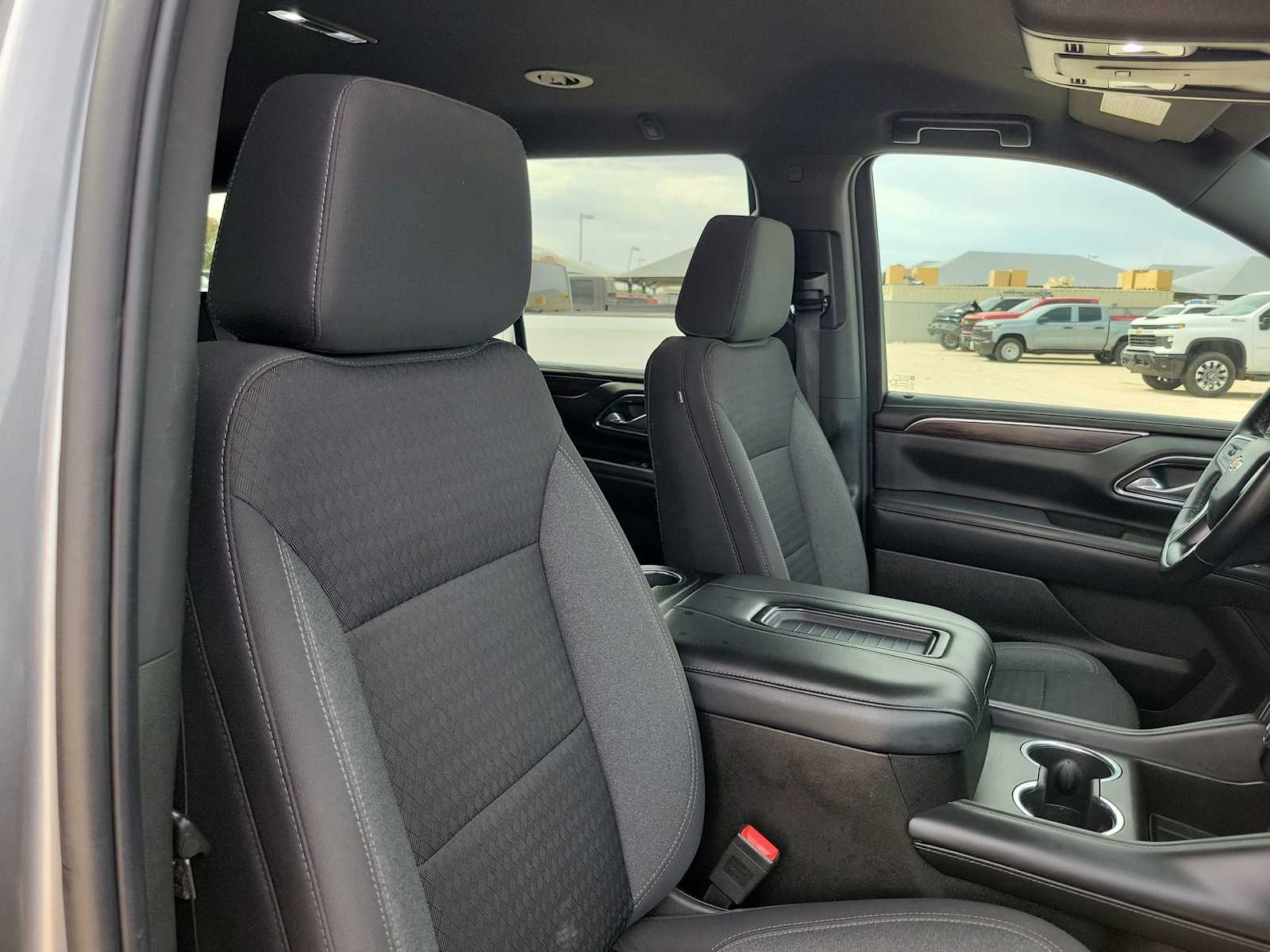 Thumbnail: 2023 Chevrolet Tahoe - 18