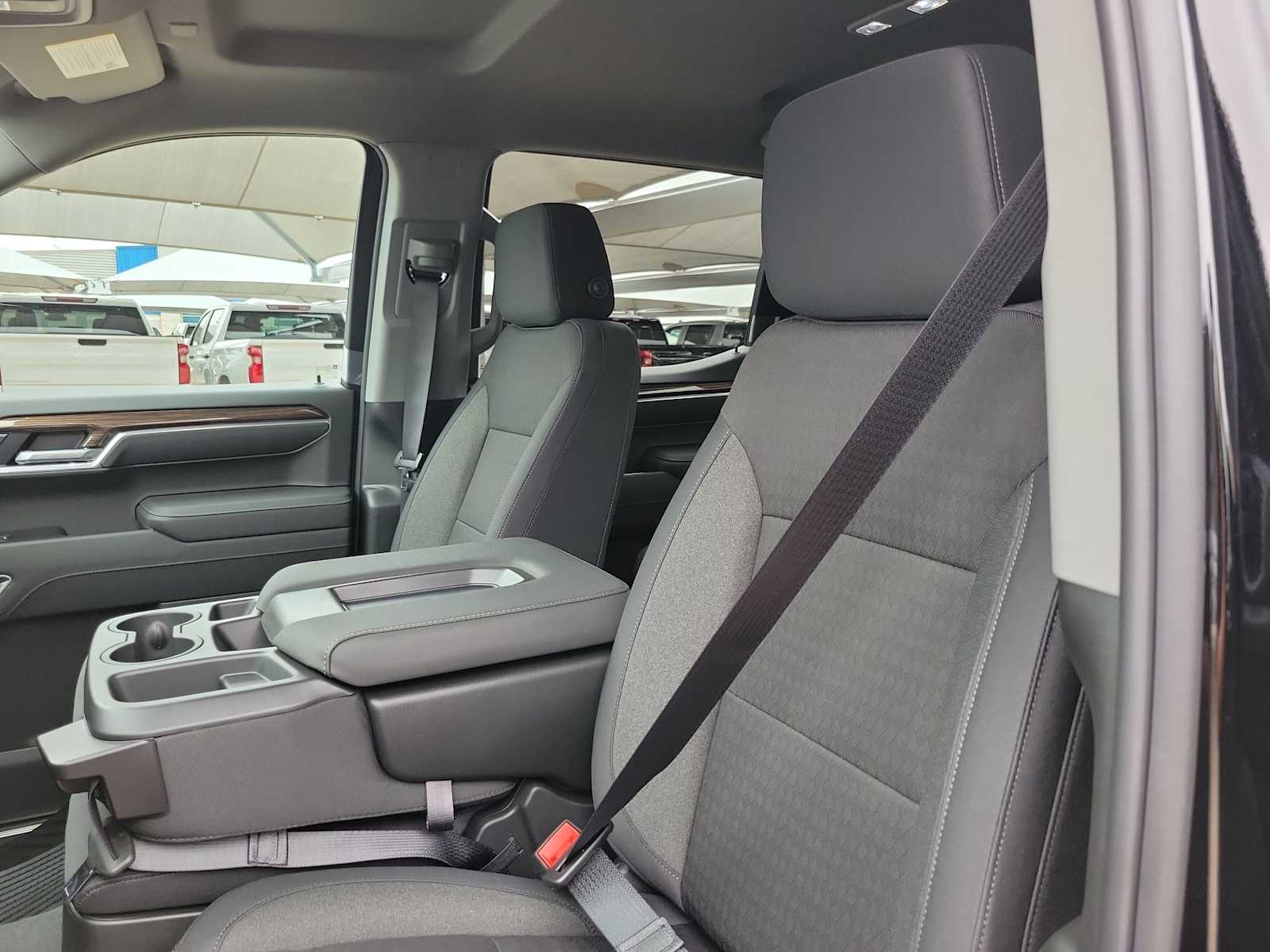 Thumbnail: 2026 Chevrolet Silverado 1500 - 11