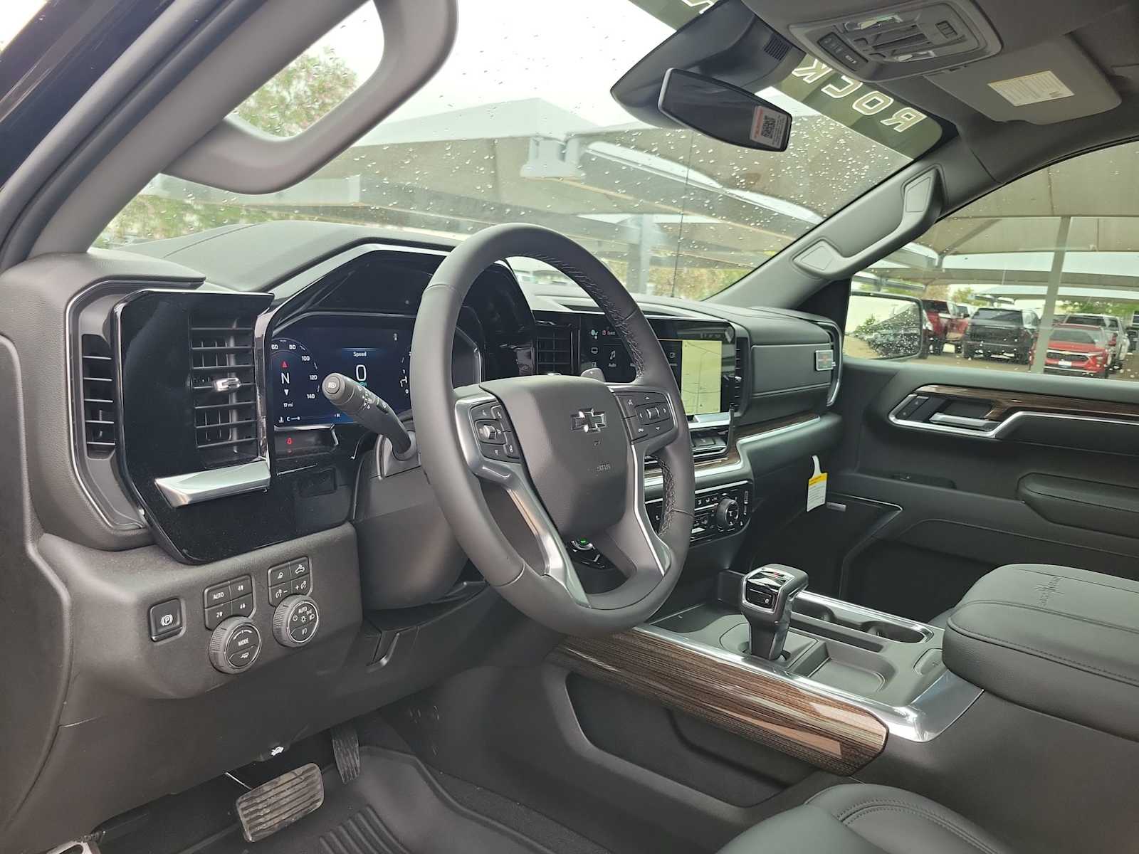 Thumbnail: 2026 Chevrolet Silverado 1500 - 10