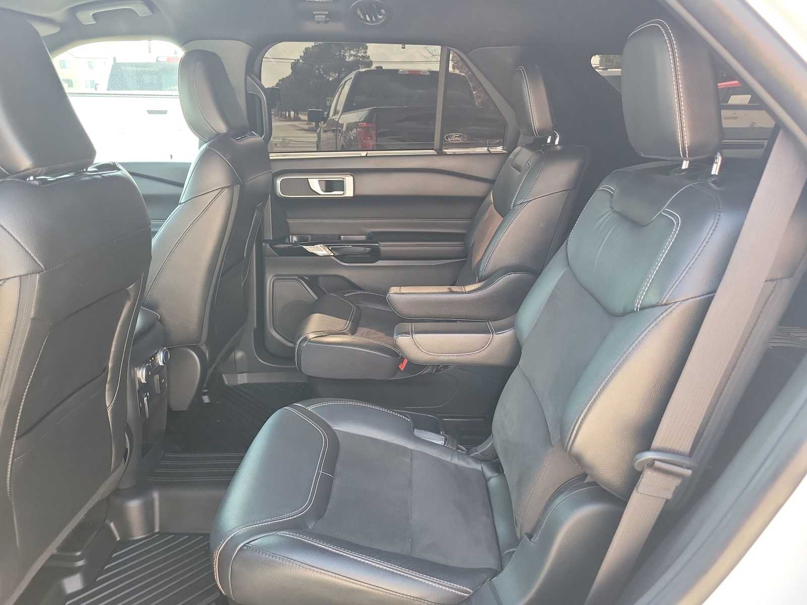Thumbnail: 2021 Ford Explorer - 12