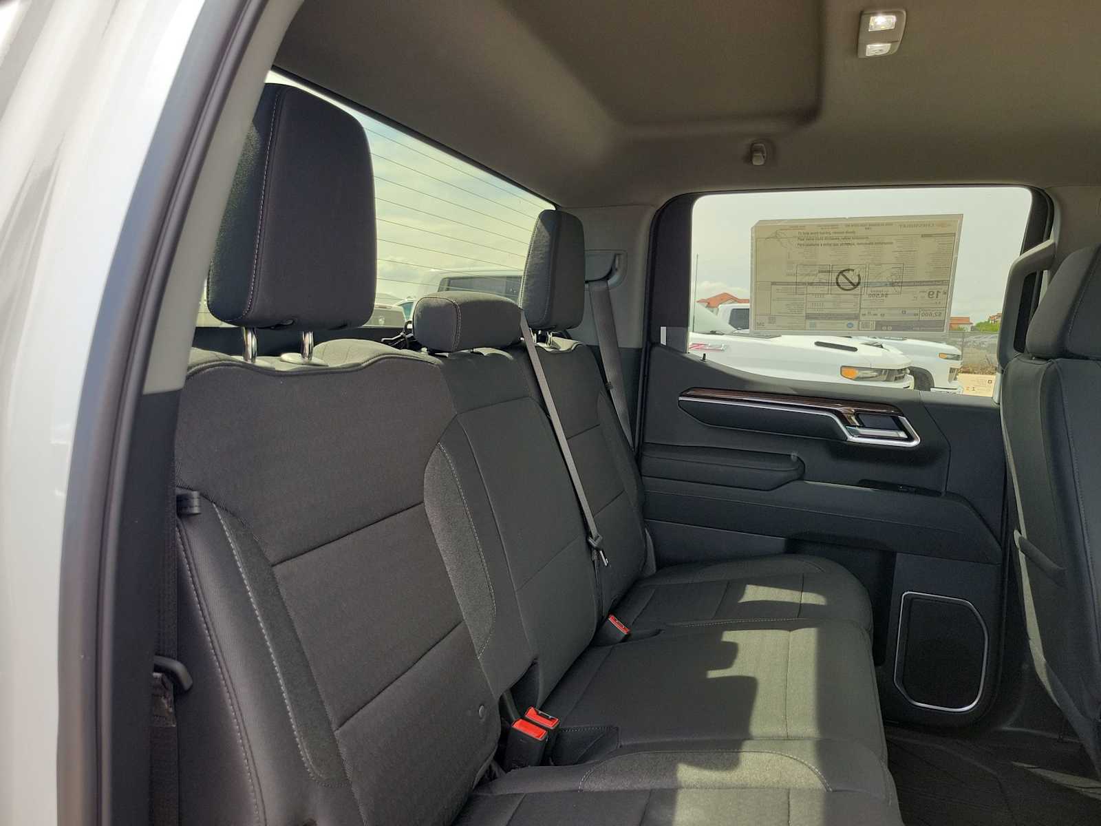 Thumbnail: 2026 Chevrolet Silverado 1500 - 17